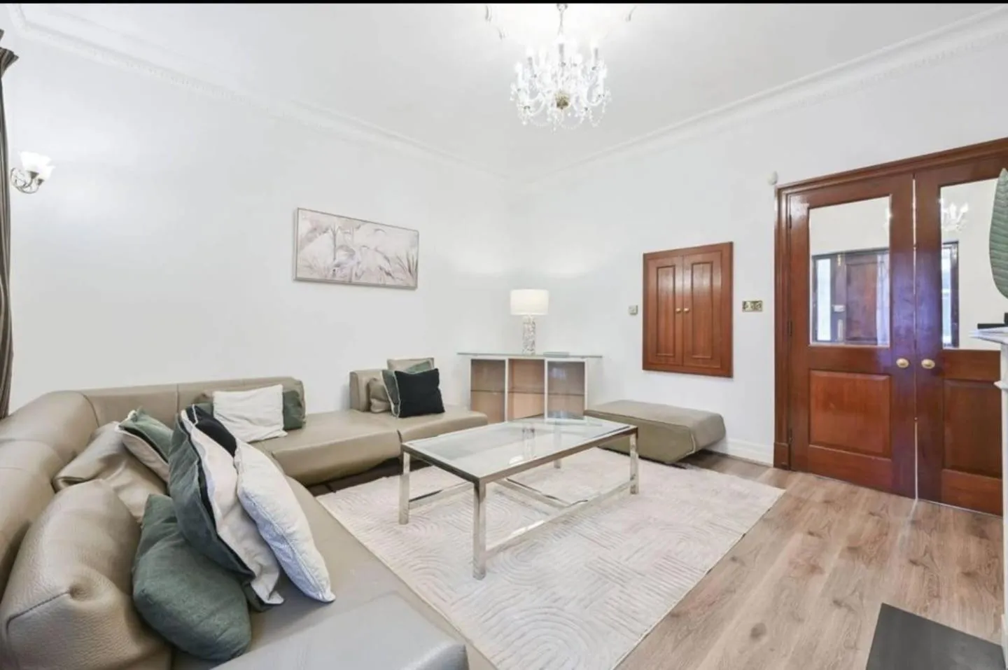 Seating area in CARLTON COURT - MAYFAIR