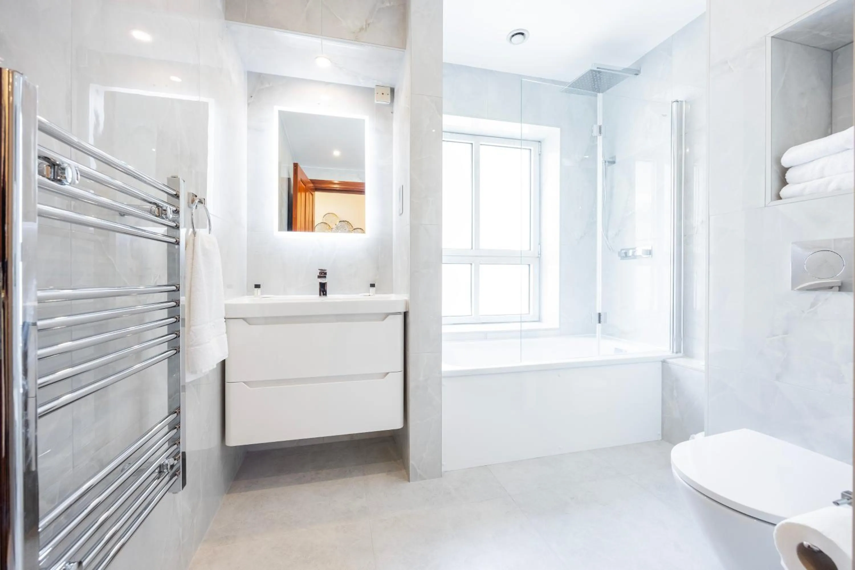 Bathroom in CARLTON COURT - MAYFAIR