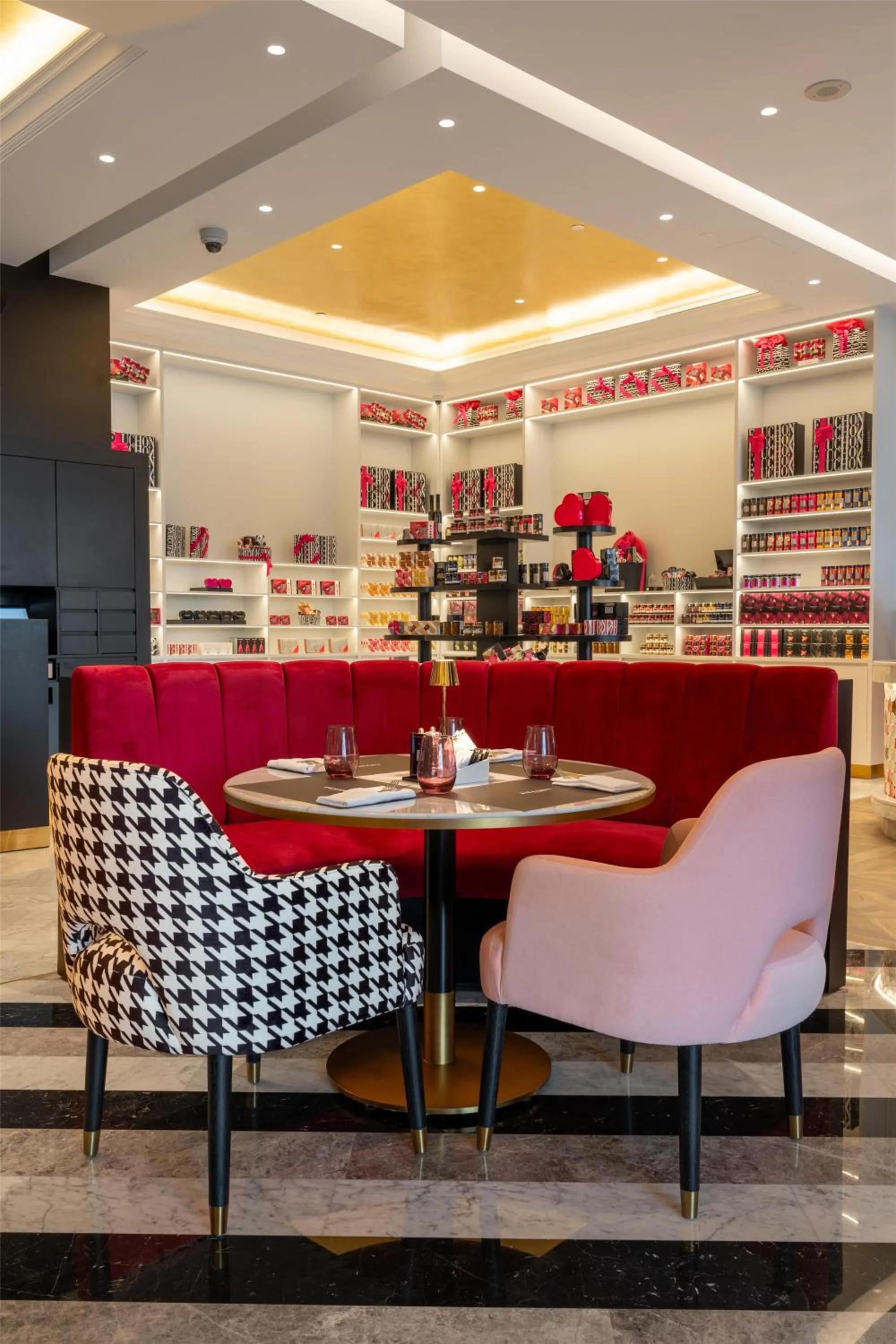 Restaurant/places to eat in Marsa Malaz Kempinski, The Pearl