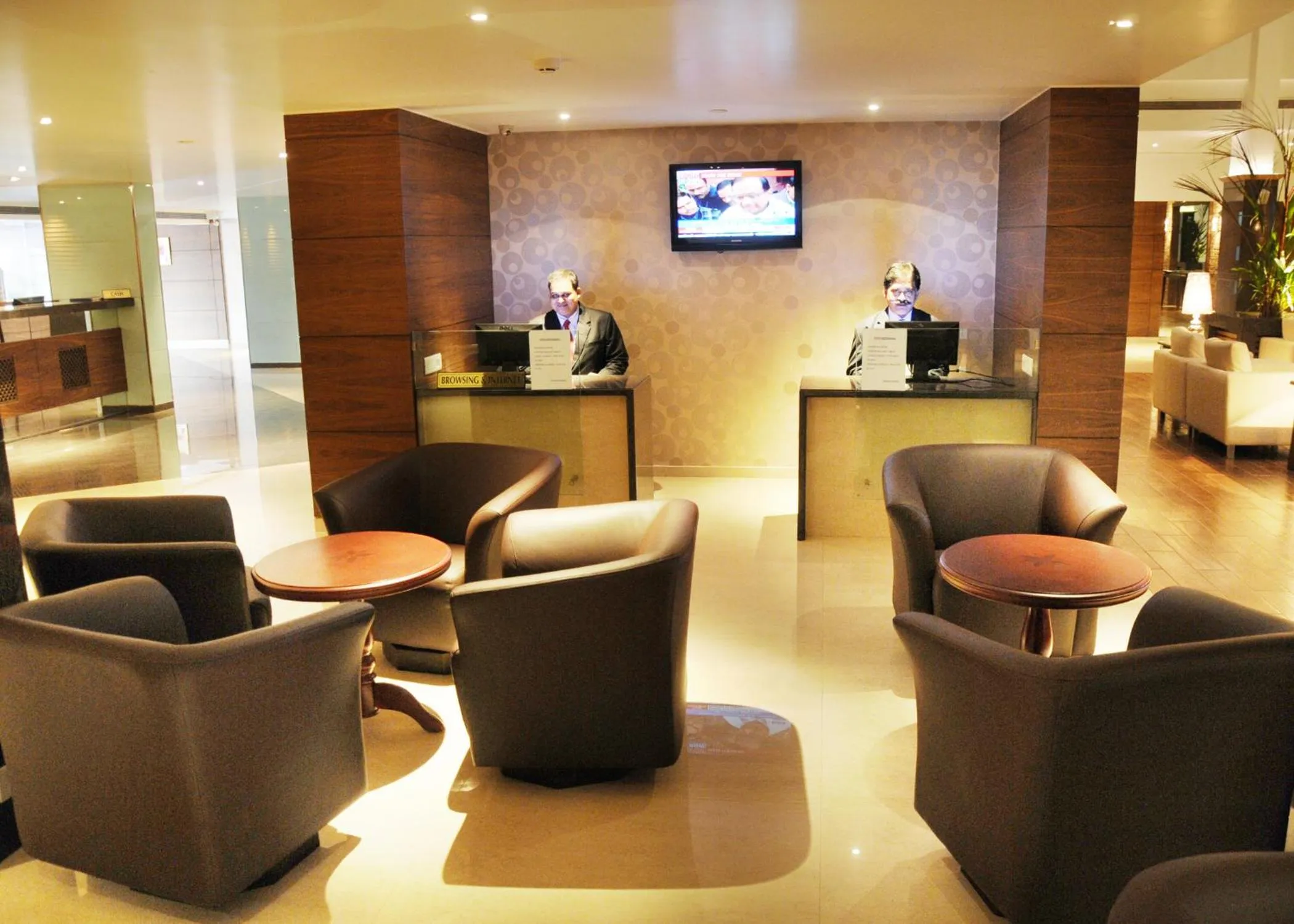 Lobby or reception in Moti Mahal