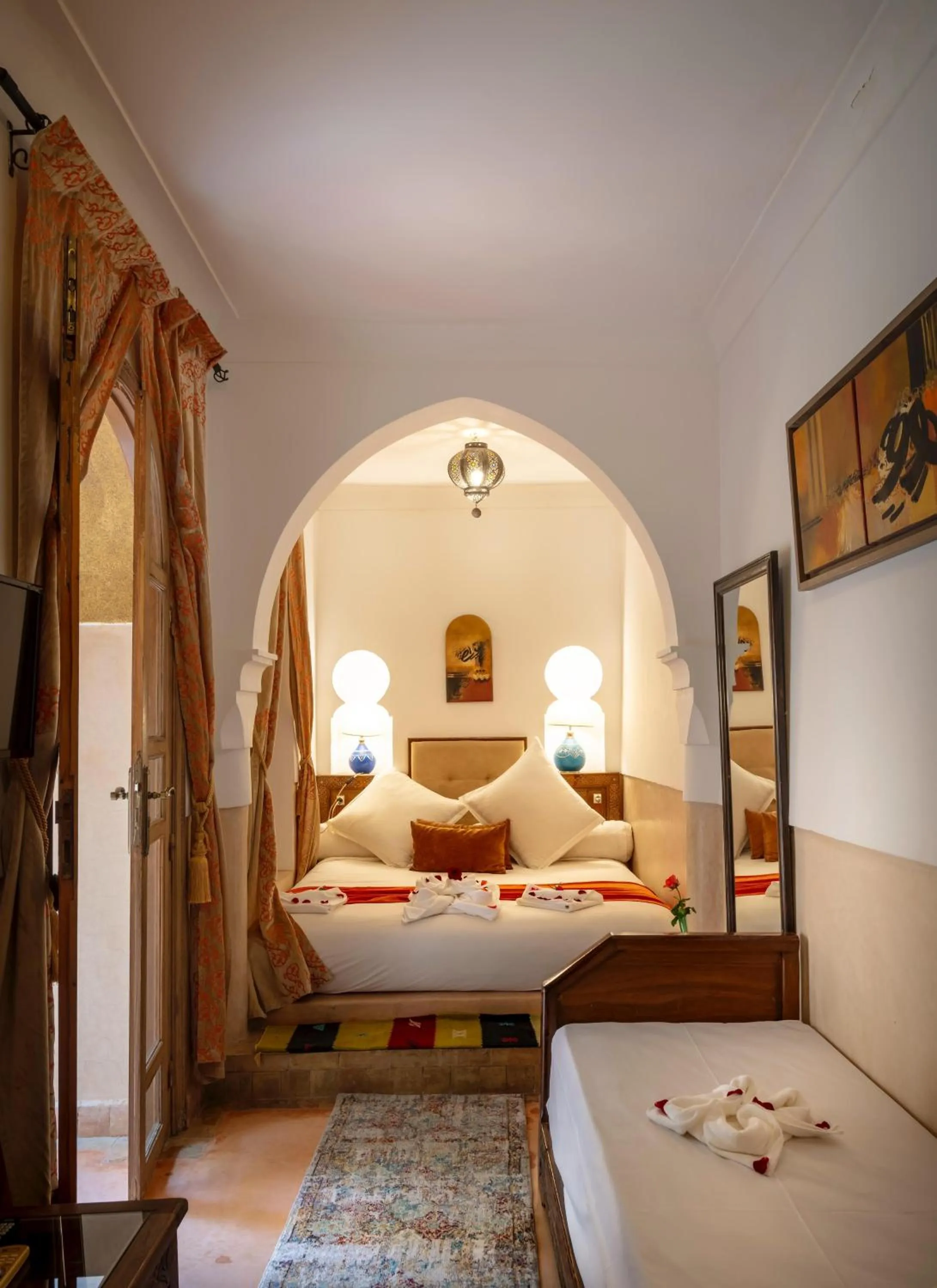 Bedroom, Bed in Riad Fleur d'Orient