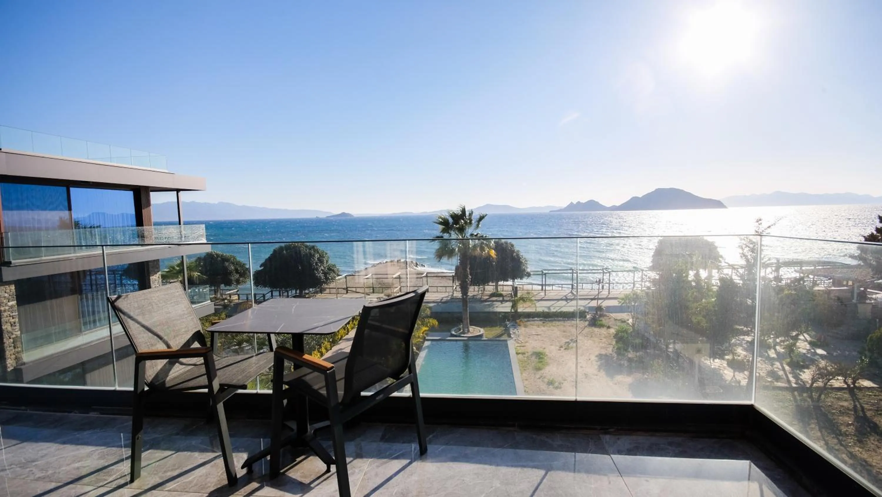 sunbed in Bodrum Ada Apart Otel Turgutreis