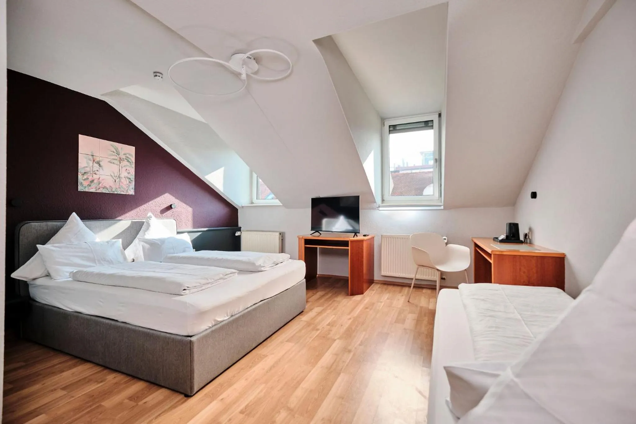 Photo of the whole room, Bed in Karl - das City Hotel Konstanz