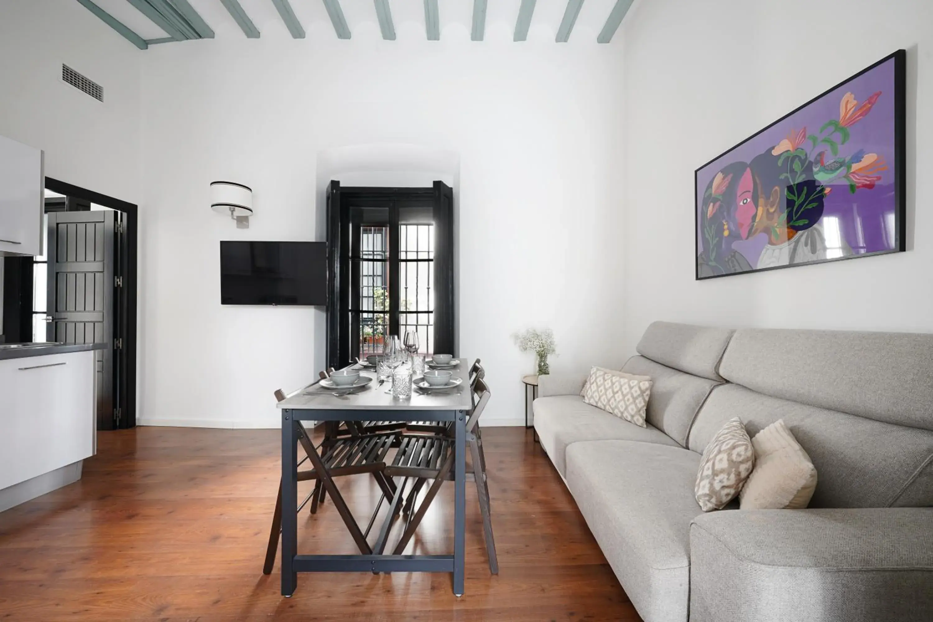 Large 1 Bedroom Apartment with Sofa Bed in Numa Seville Alegre Large 1 Bedroom Apartment with Sofa Bed in Numa Seville Alegre