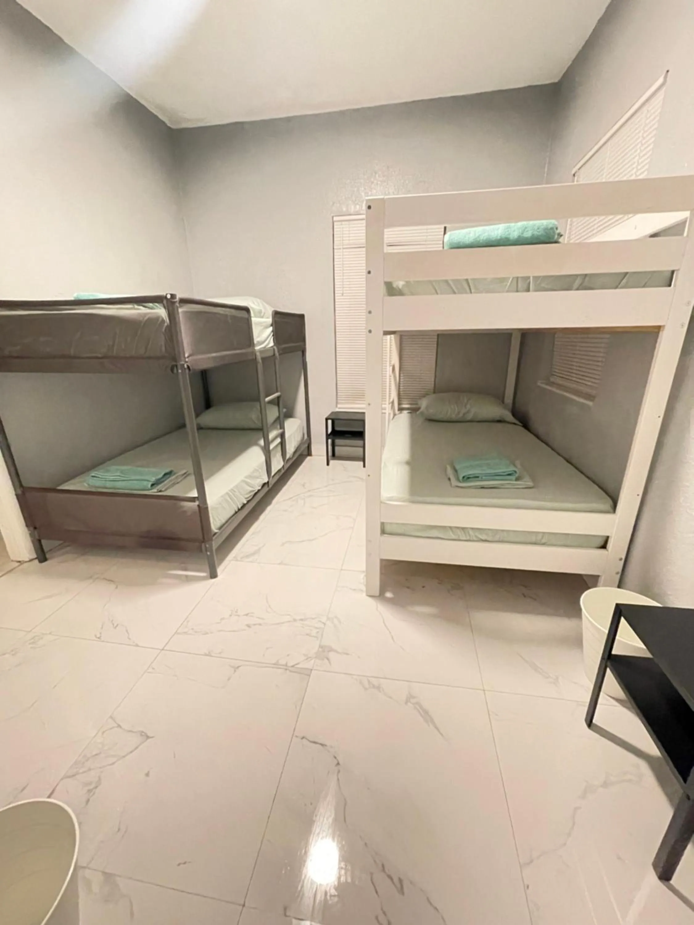 Bedroom in Graffiti Wynwood