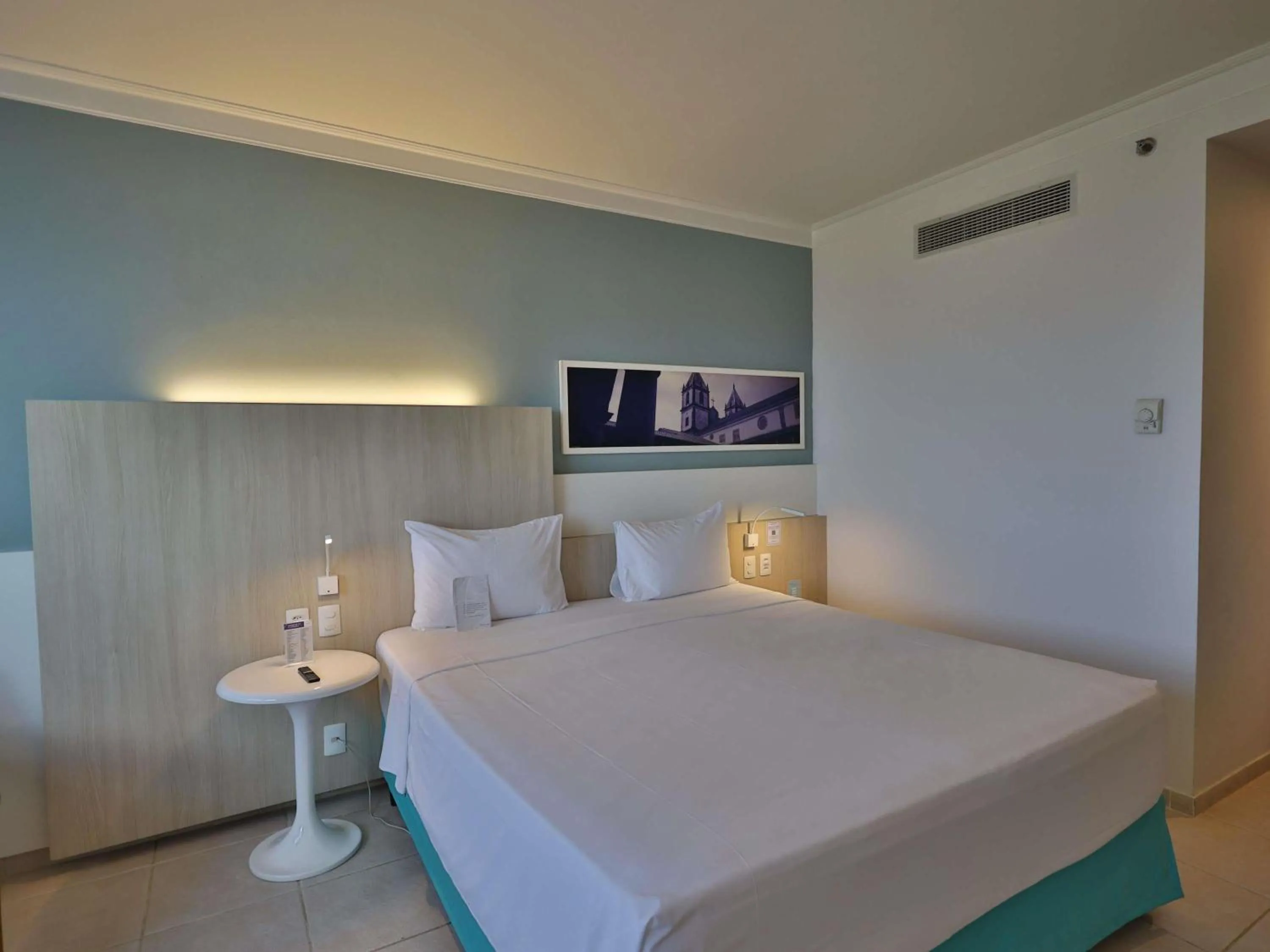 Bedroom, Bed in Mercure Salvador Rio Vermelho