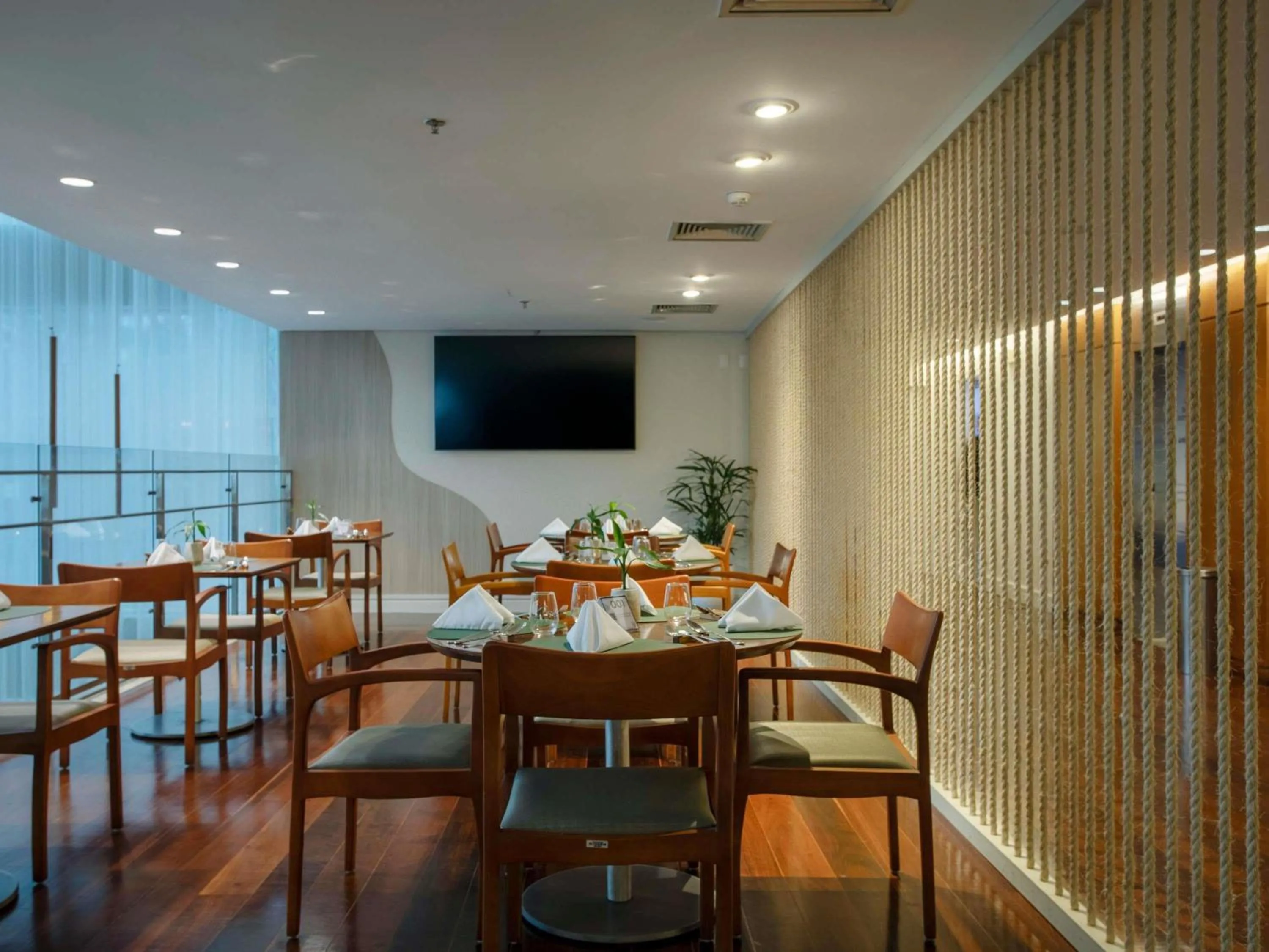 Restaurant/places to eat in Mercure Salvador Rio Vermelho