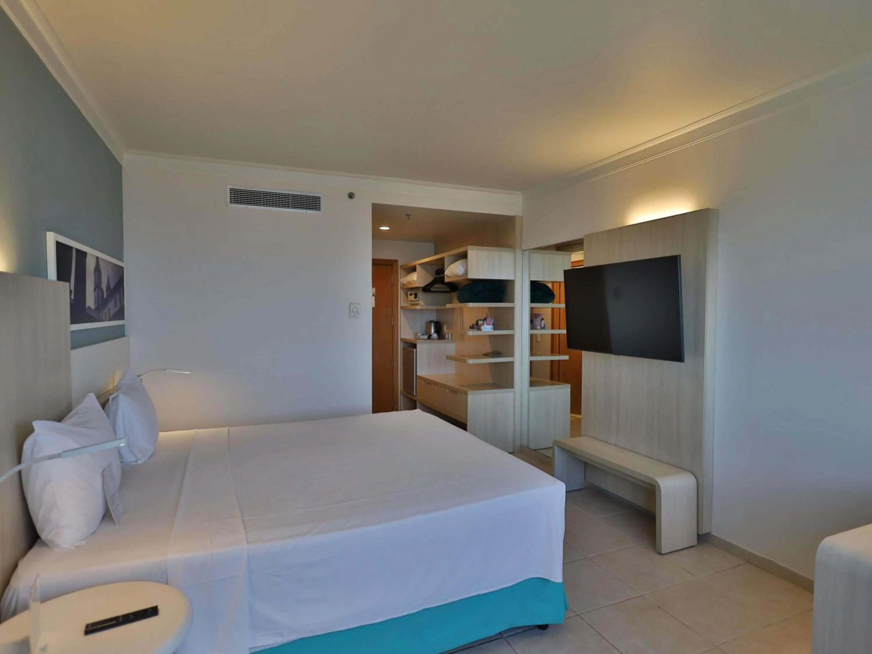 Bedroom, Bed in Mercure Salvador Rio Vermelho