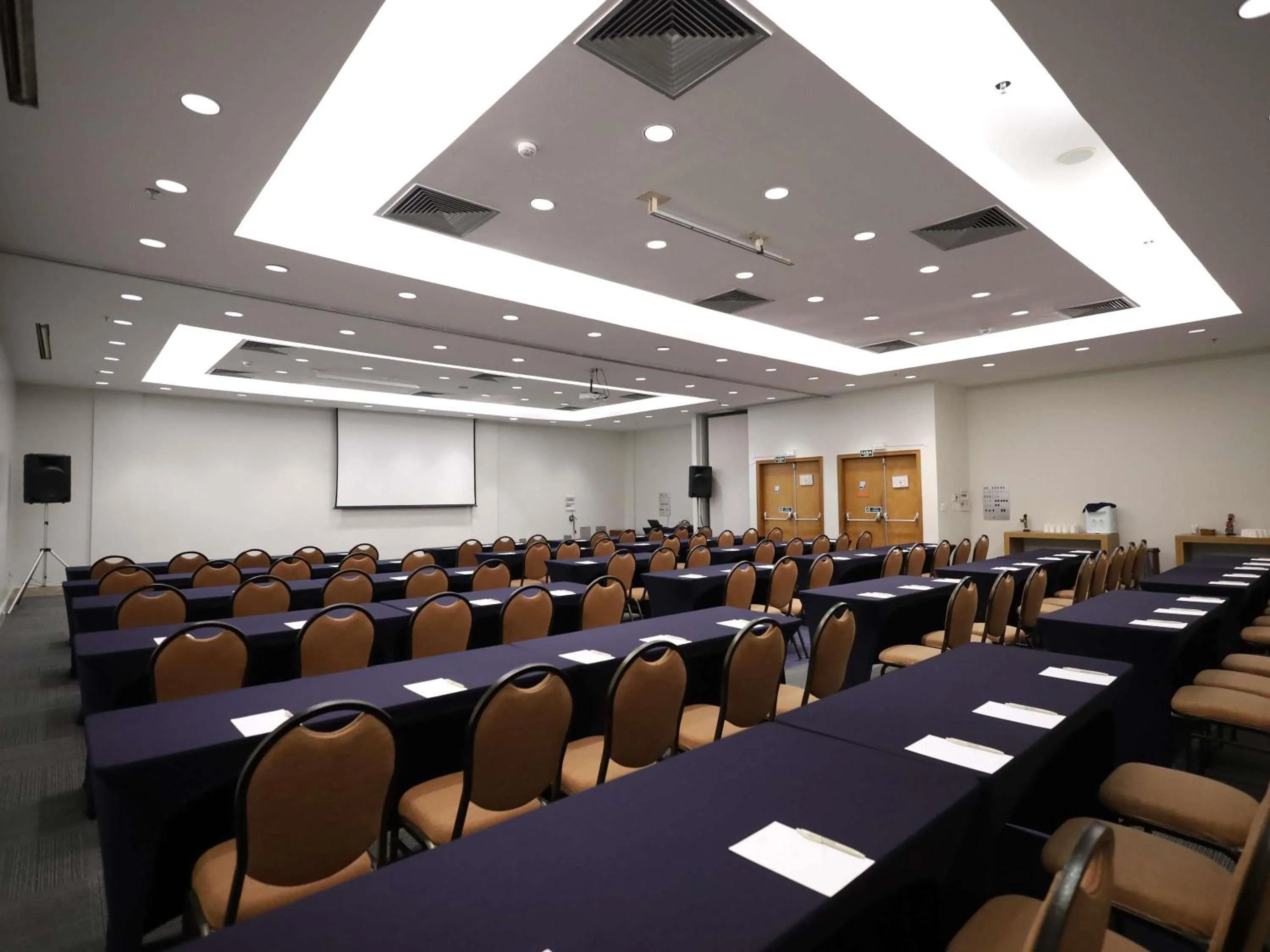 Meeting/conference room in Mercure Salvador Rio Vermelho