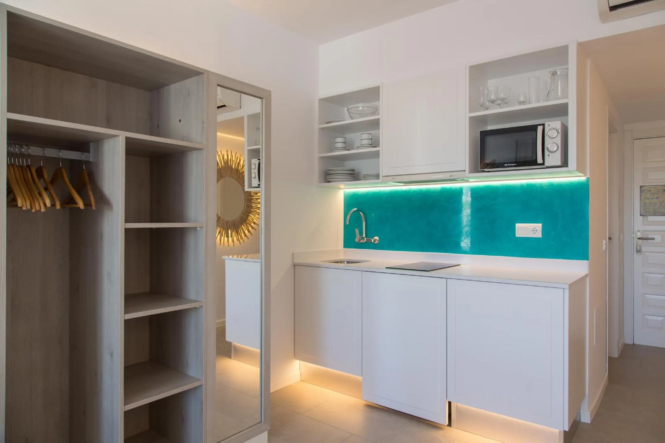 Kitchen or kitchenette in Apartamentos Costamar II