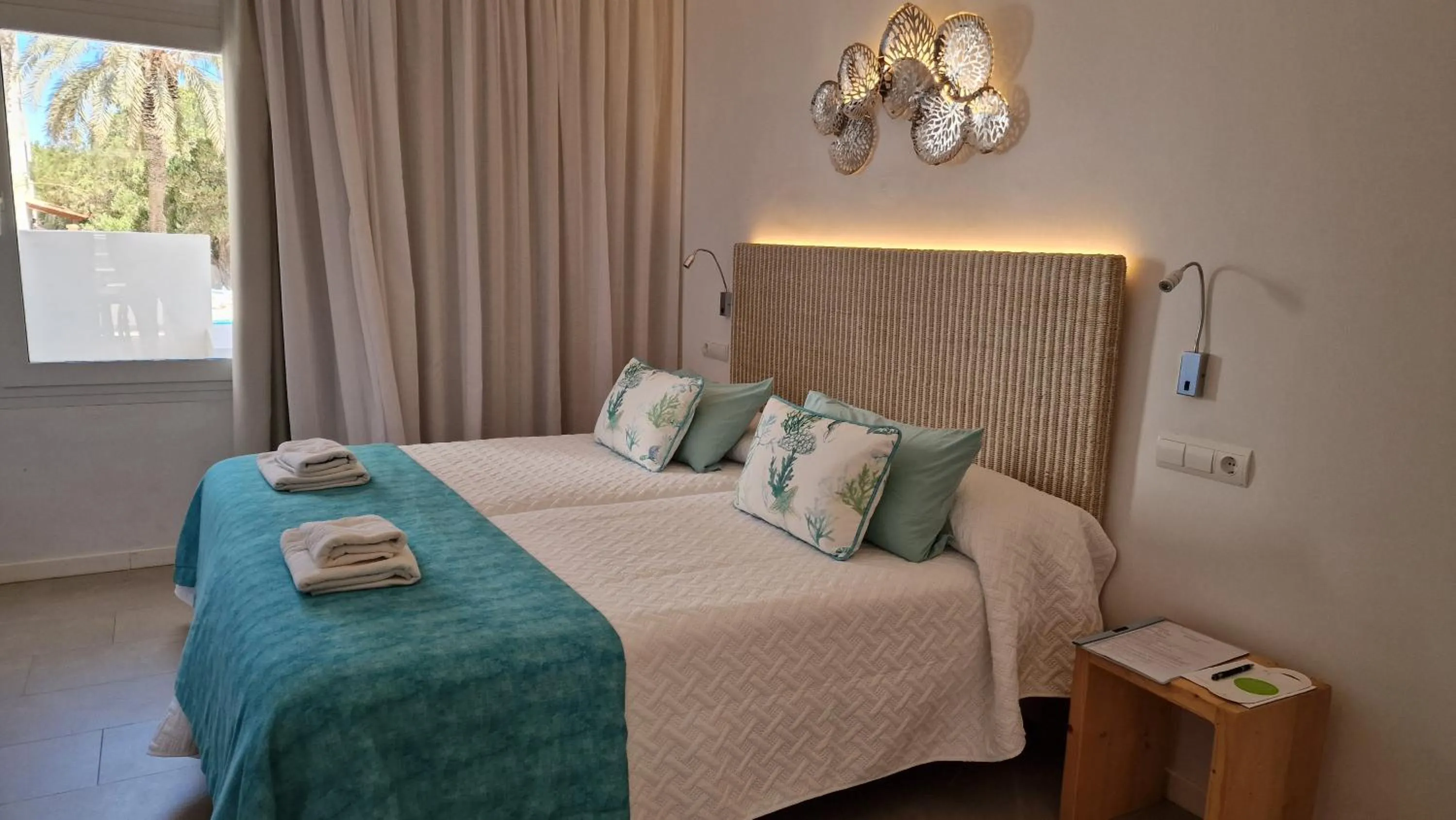 Photo of the whole room, Bed in Apartamentos Costamar II