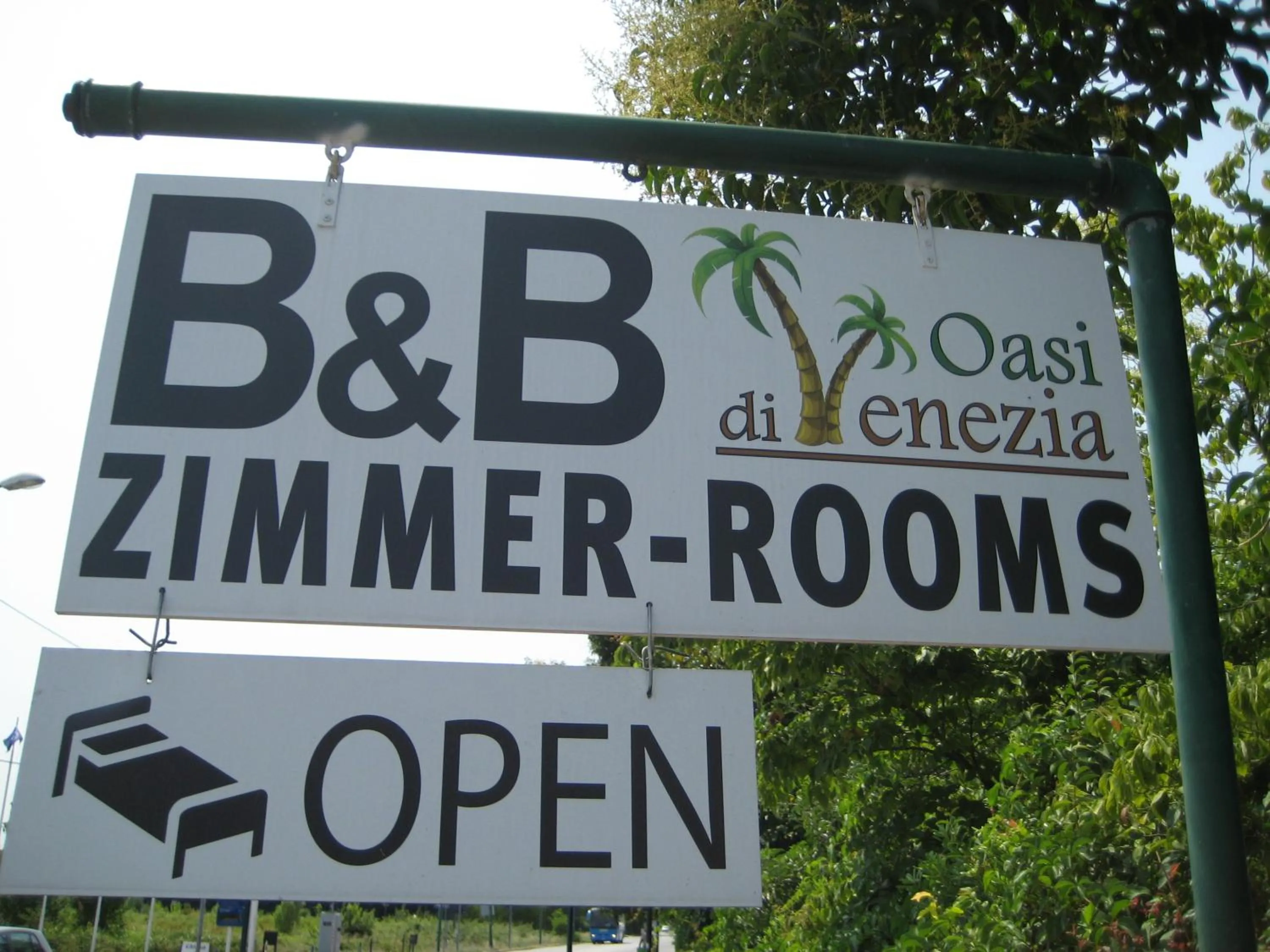 Facade/entrance in B&B Oasi di Venezia
