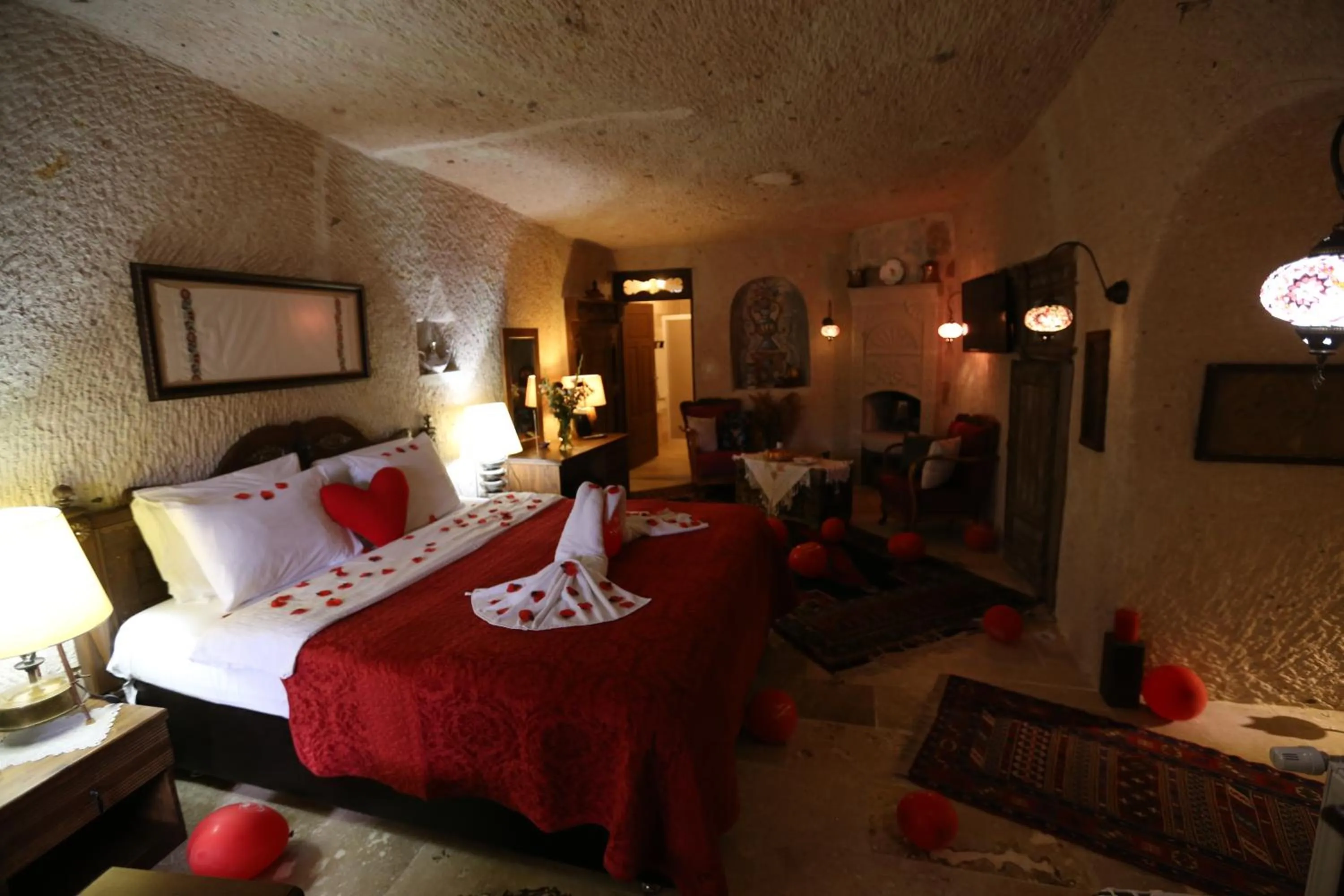 Massage, Bed in Turkish Cave House