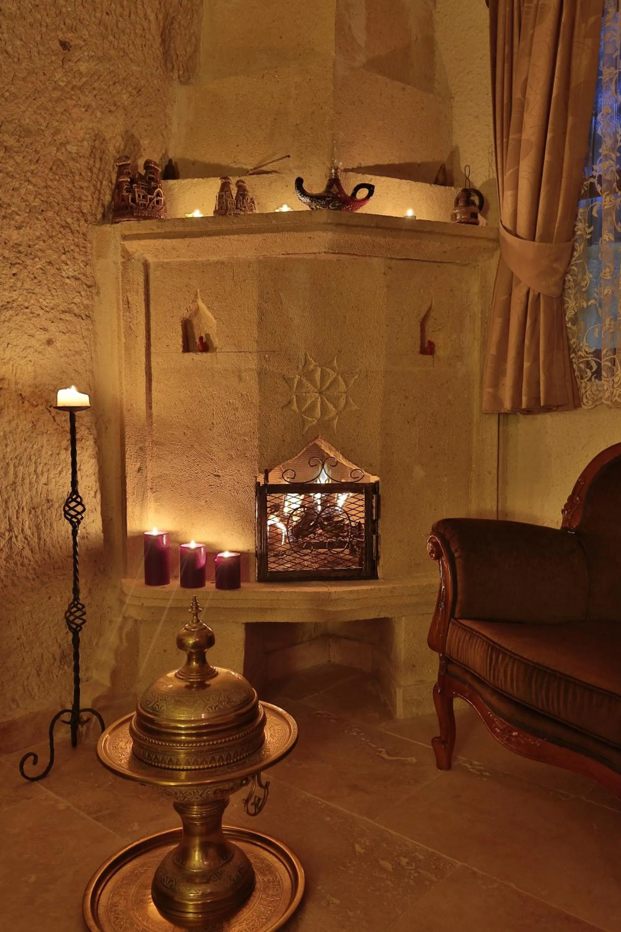 Photo of the whole room in Turkish Cave House