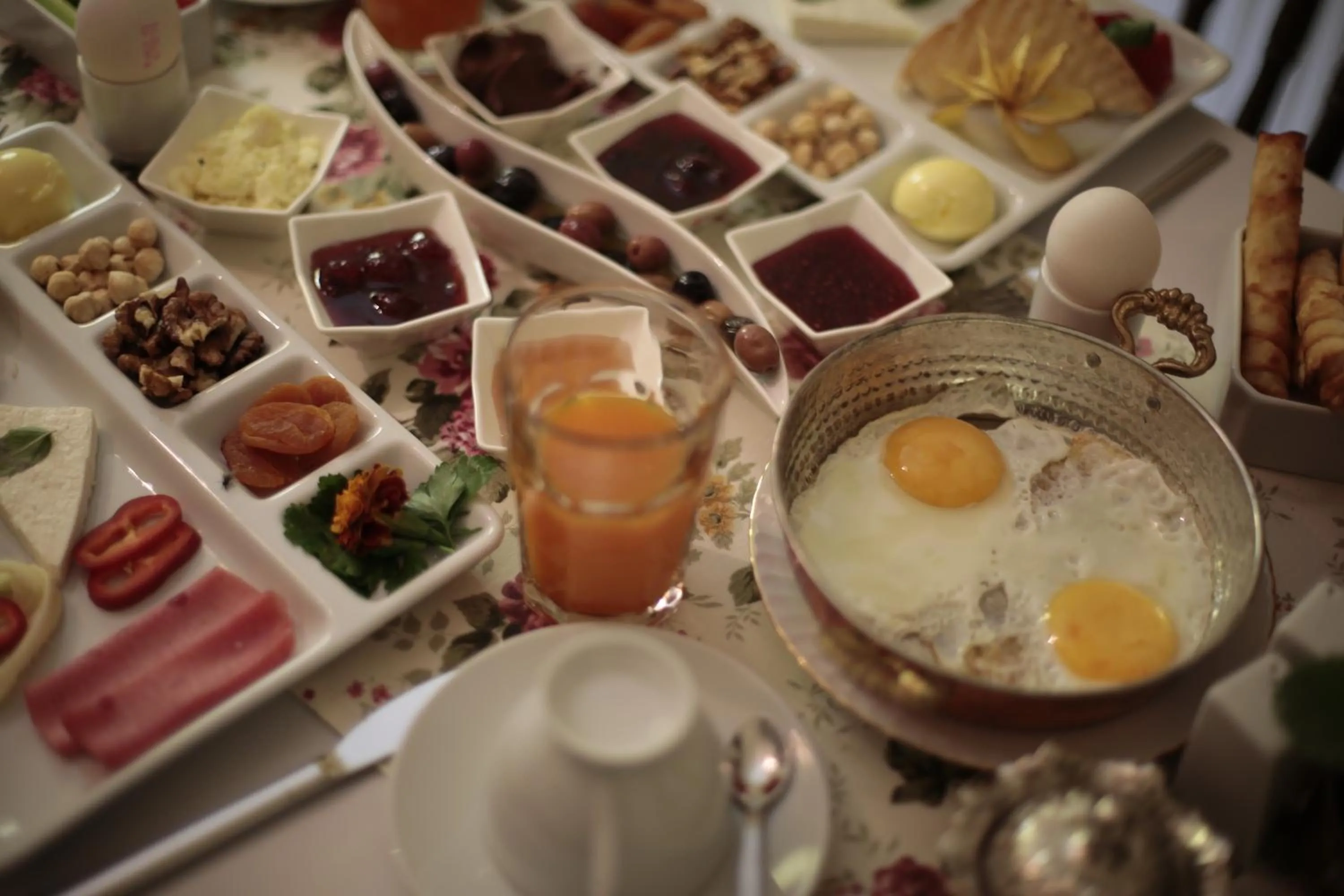 Food and drinks in Turkish Cave House