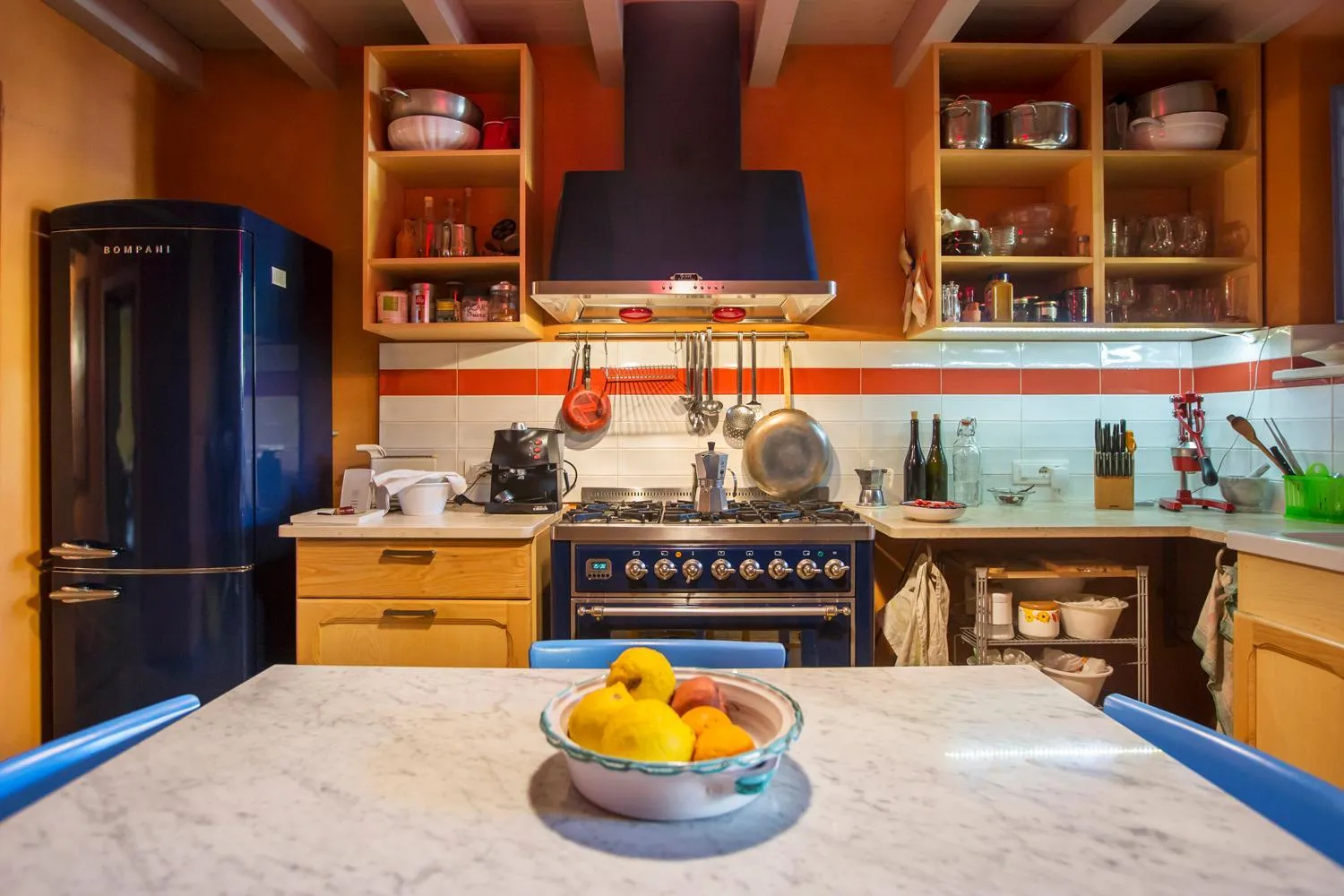 Communal kitchen in Ventanas