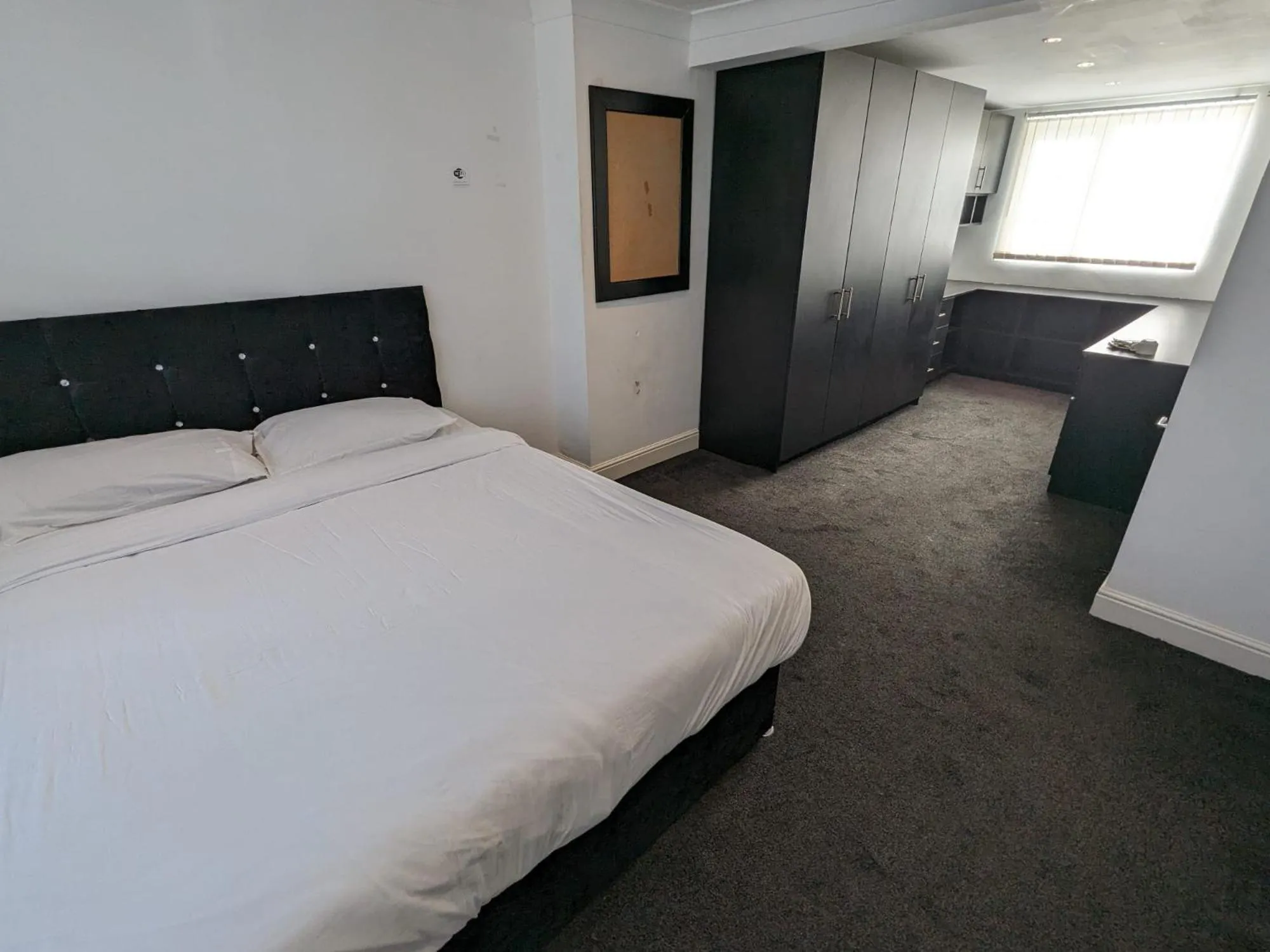 Bedroom in Ormsby Townhouse