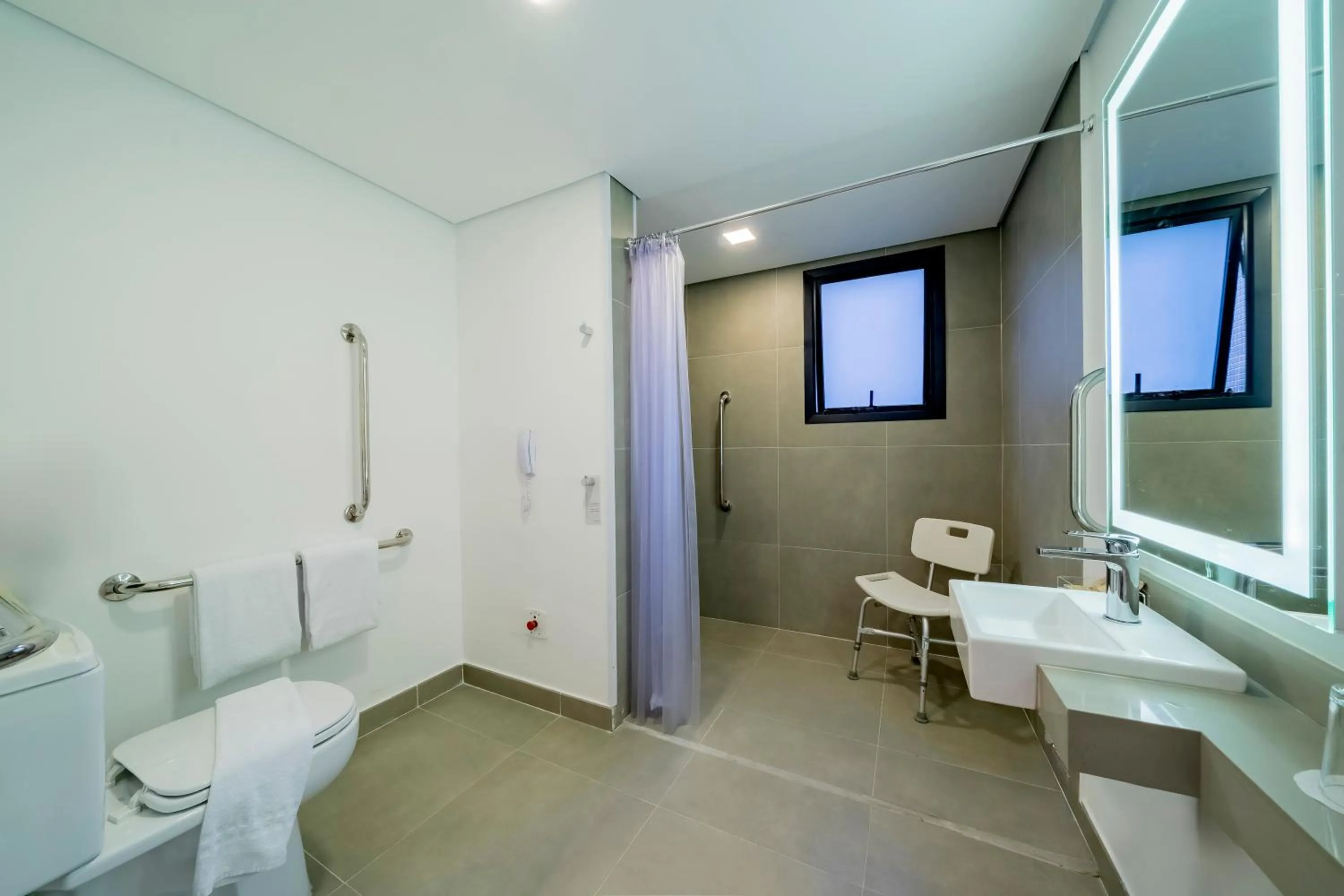 Bathroom in Mercure Sao Paulo Pamplona