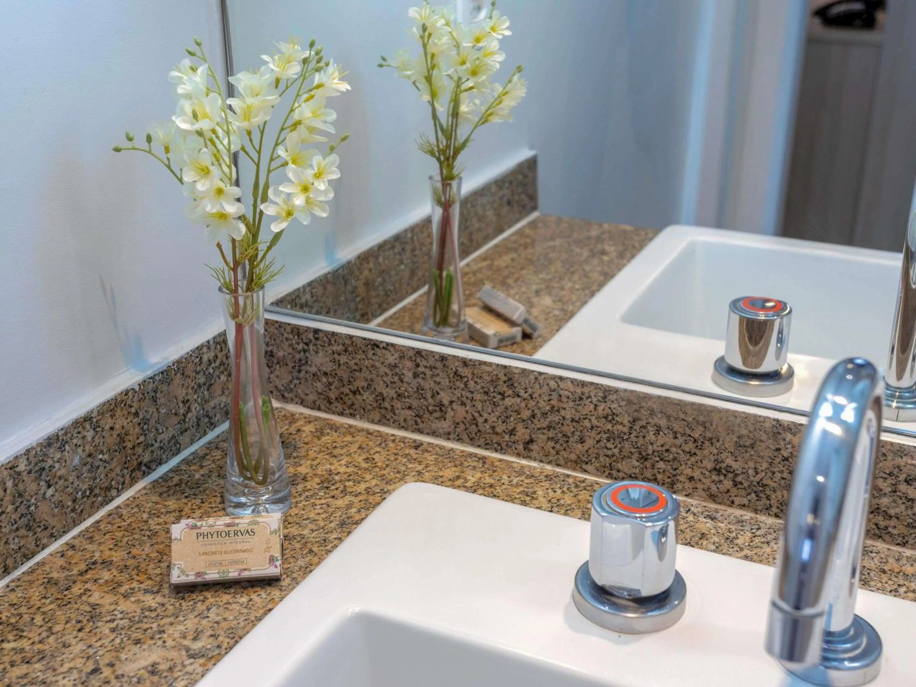 Bedroom in Mercure Sao Paulo Pamplona