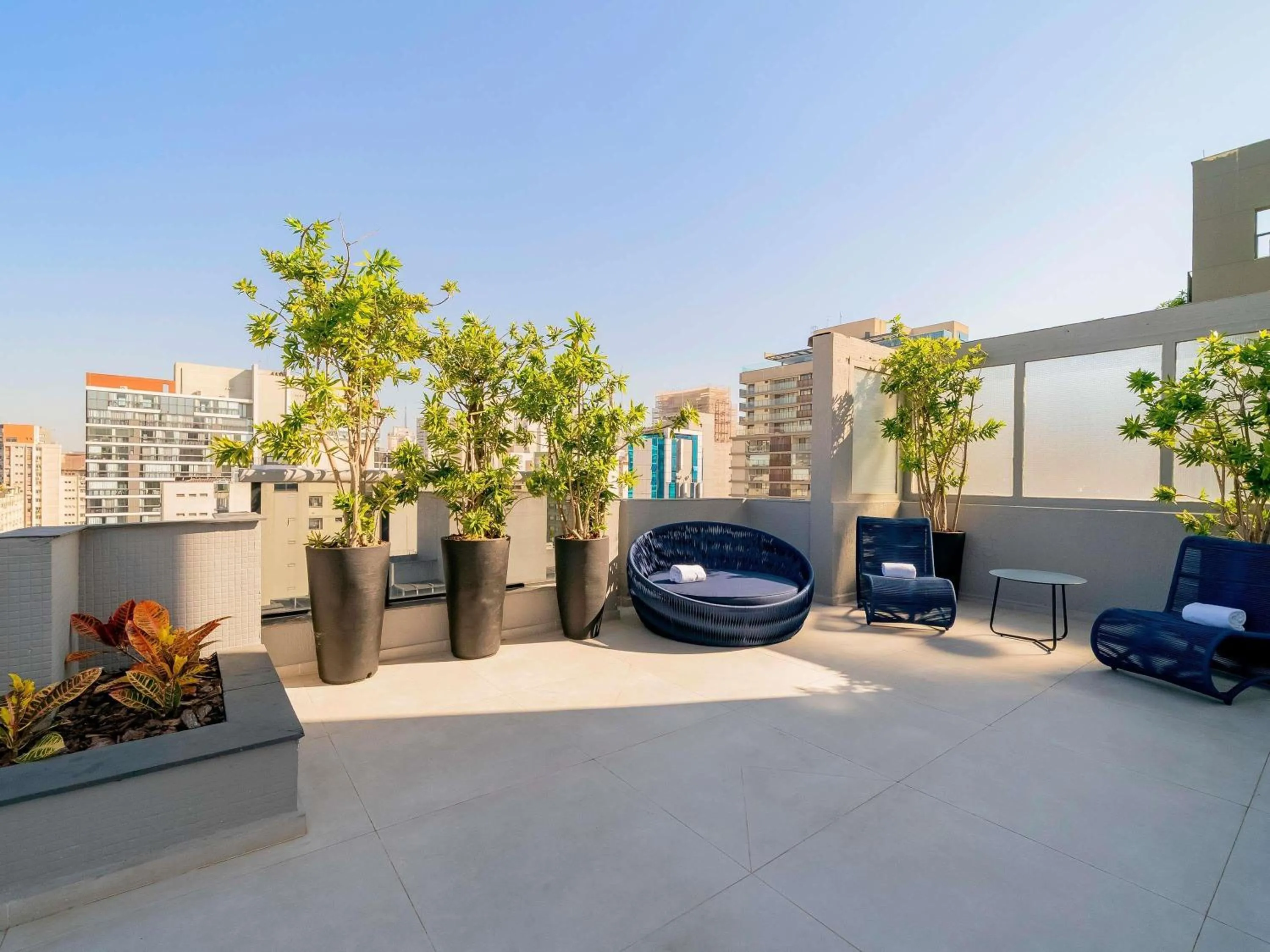 Pool view in Mercure Sao Paulo Pamplona