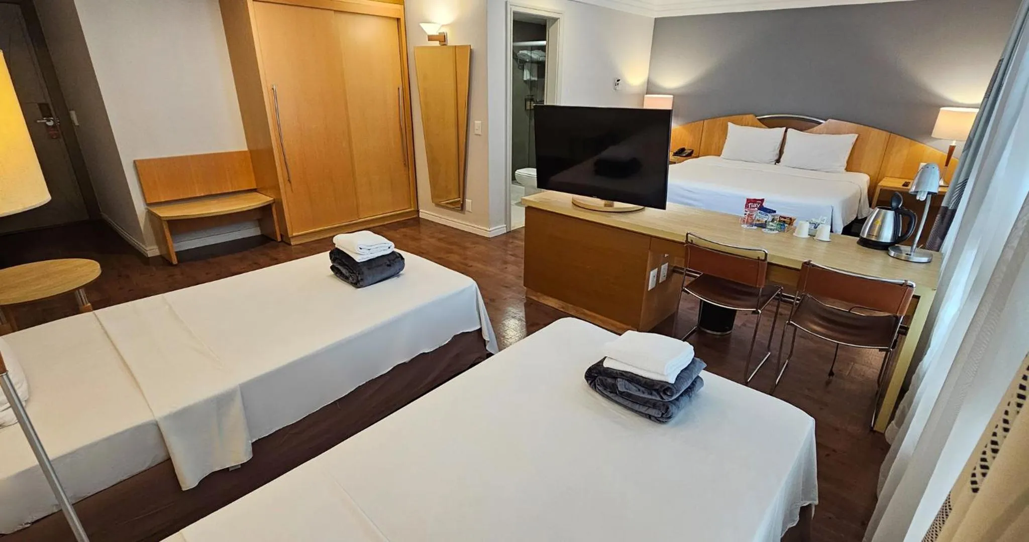 Photo of the whole room, Bed in Hotel Nacional Inn Jaragua Sao Paulo