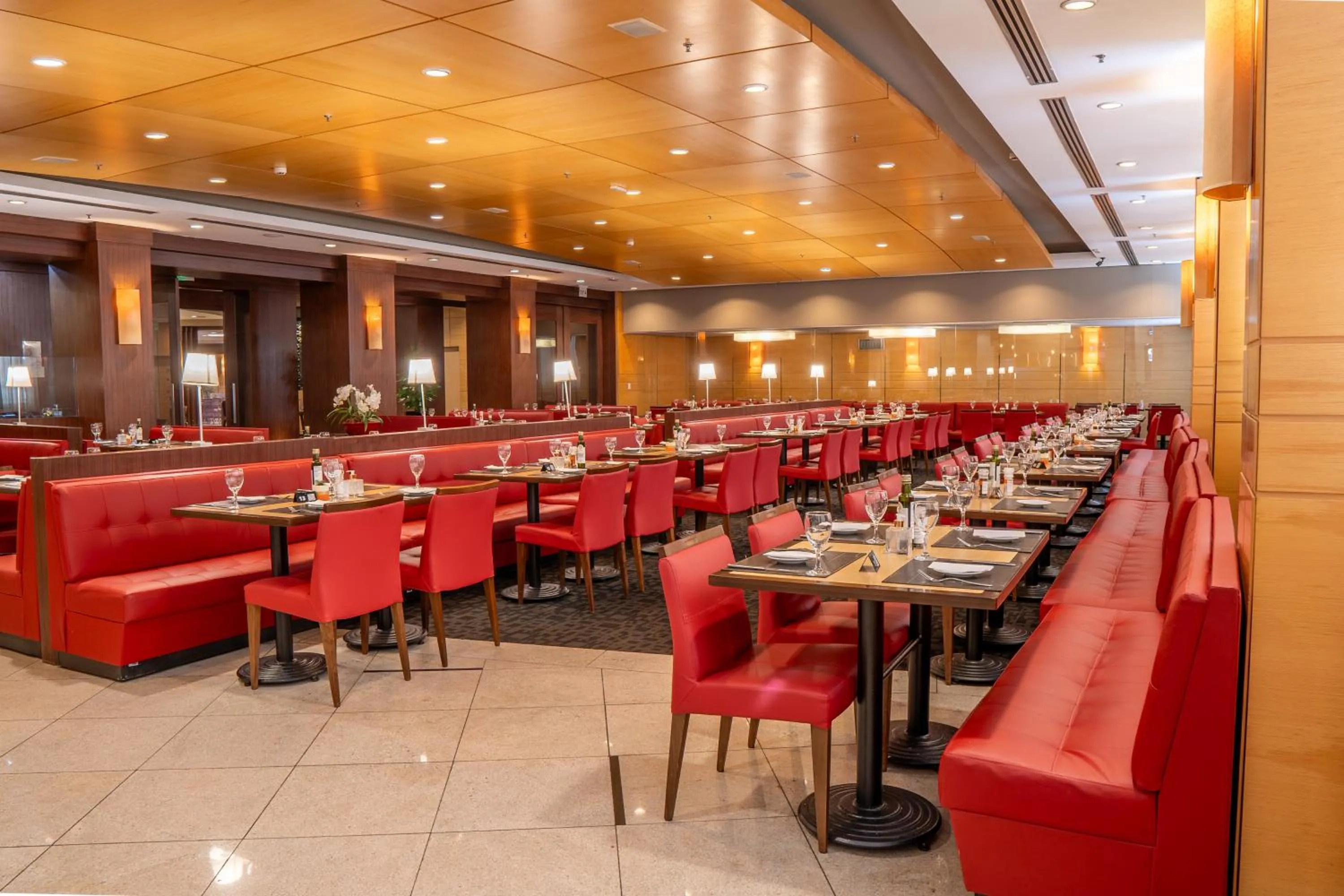 Restaurant/places to eat in Hotel Nacional Inn Jaragua Sao Paulo