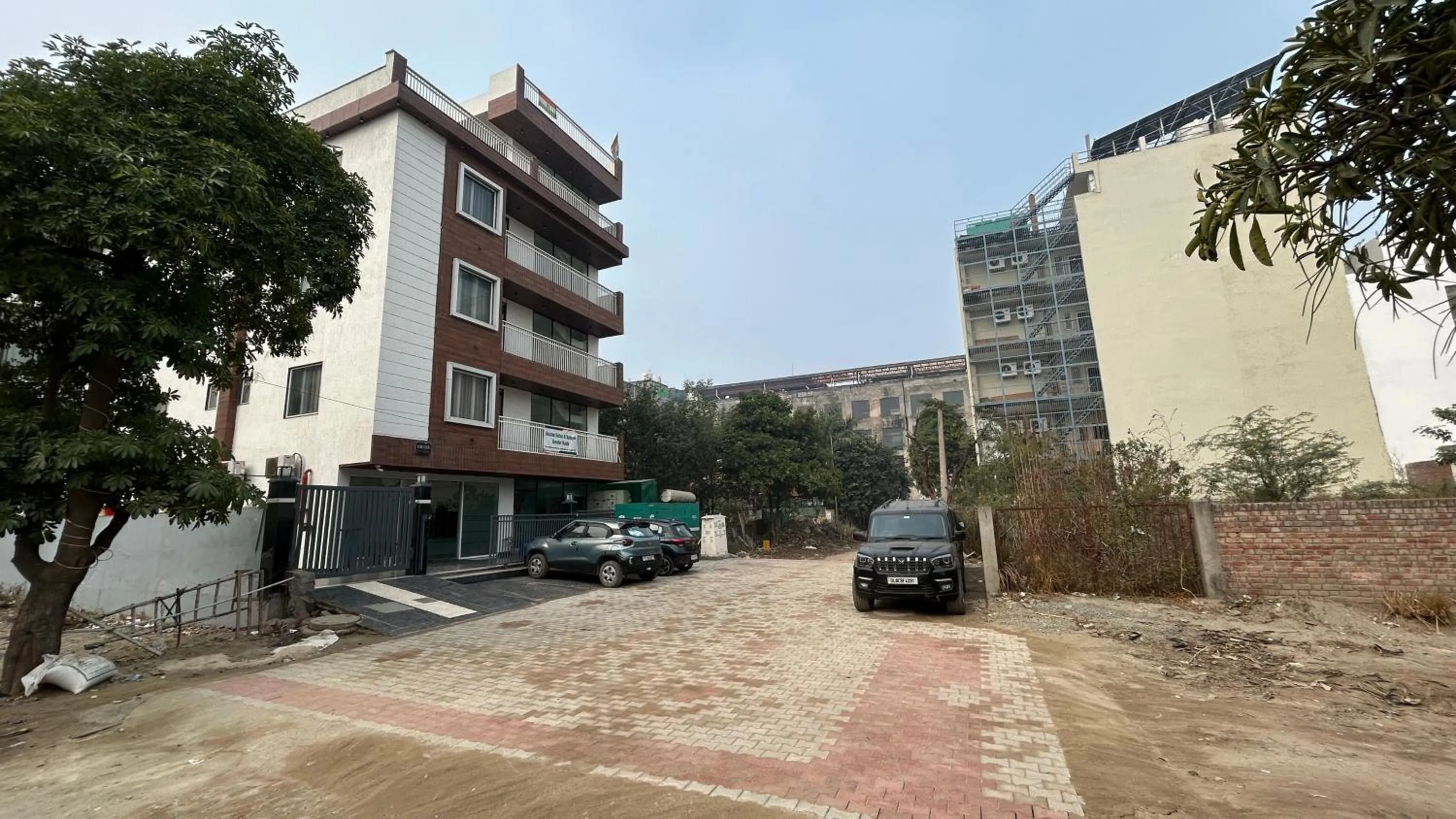 Property building in Raksha Suites & Banquet Greater Noida