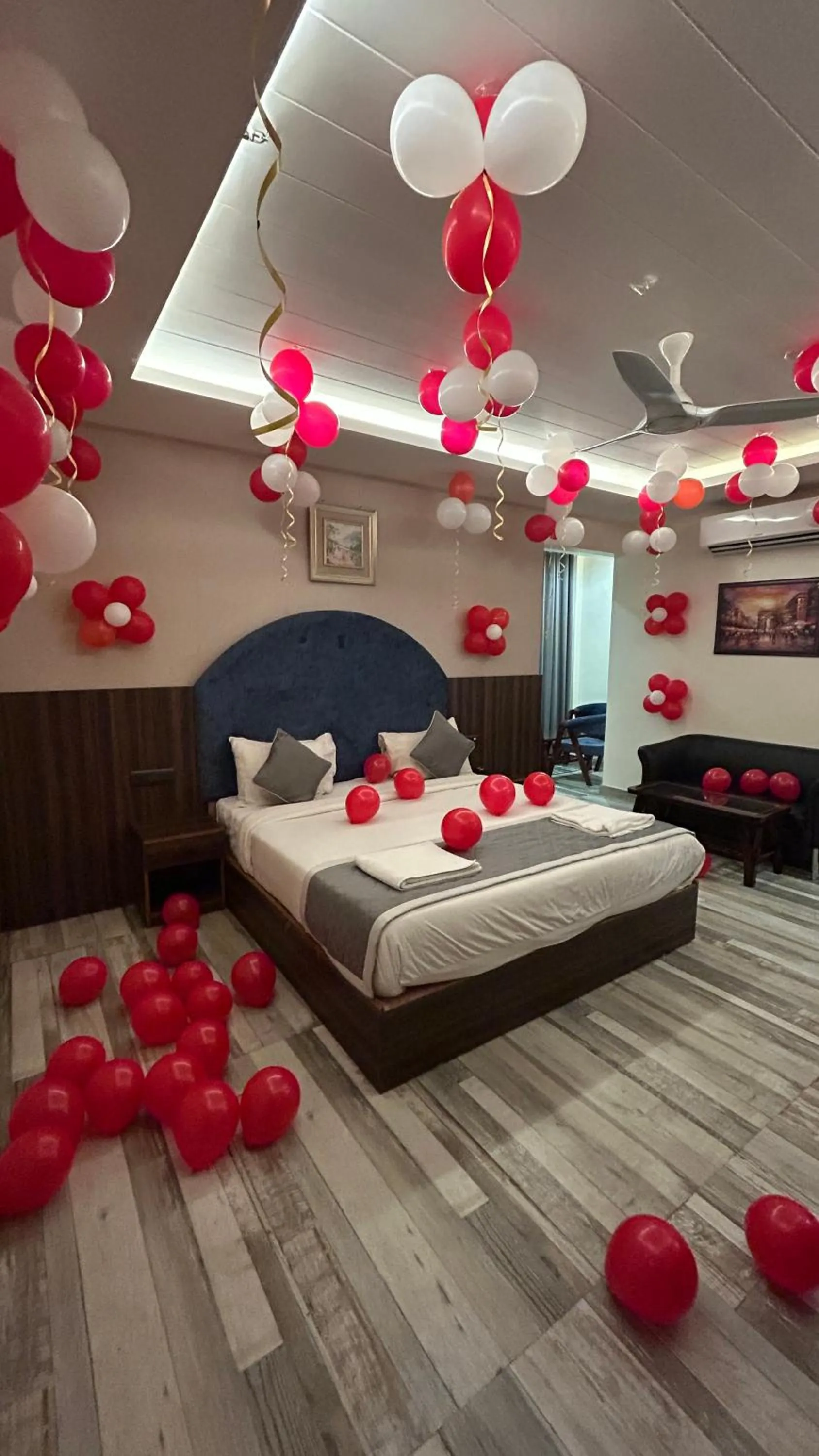 Photo of the whole room, Bed in Raksha Suites & Banquet Greater Noida
