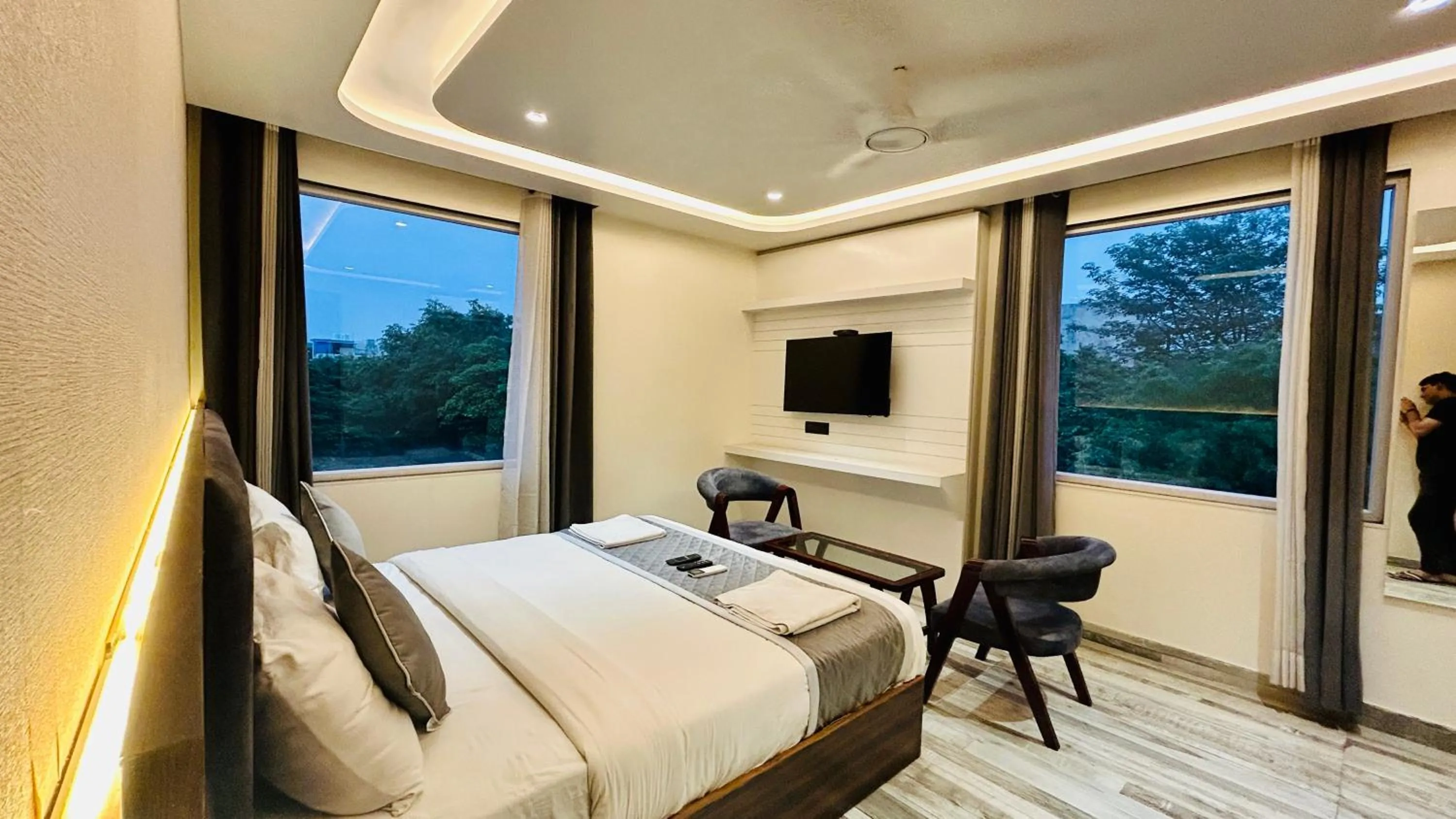 Bed in Raksha Suites & Banquet Greater Noida