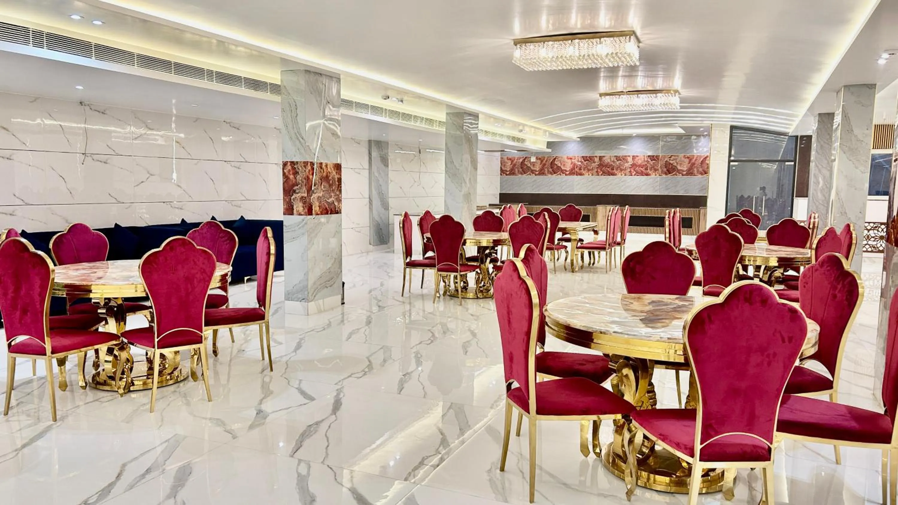 Banquet/Function facilities in Raksha Suites & Banquet Greater Noida