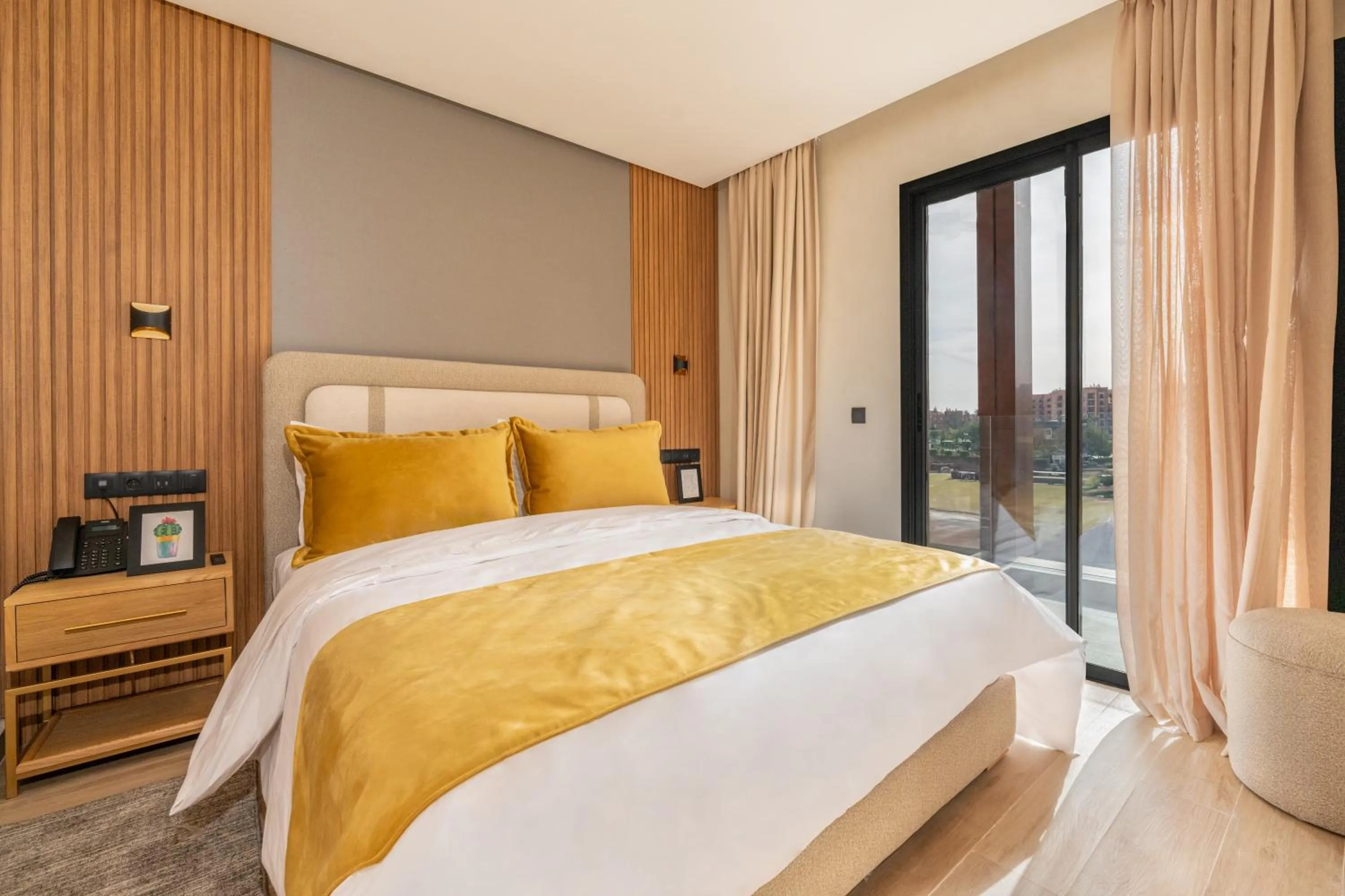 Bed in Appart Hôtel Rambla