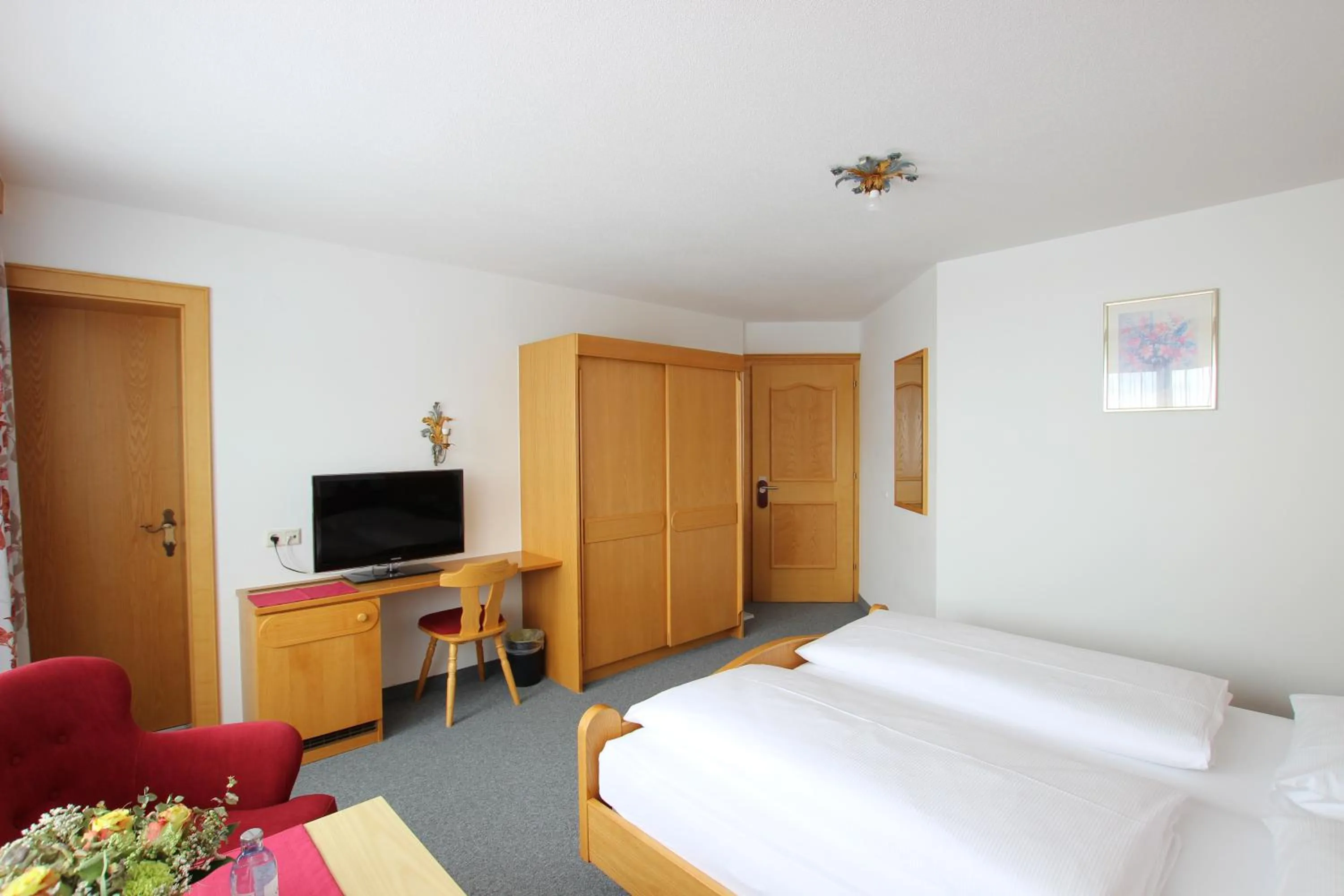 Photo of the whole room, Bed in Hotel Garni Bel-Ami