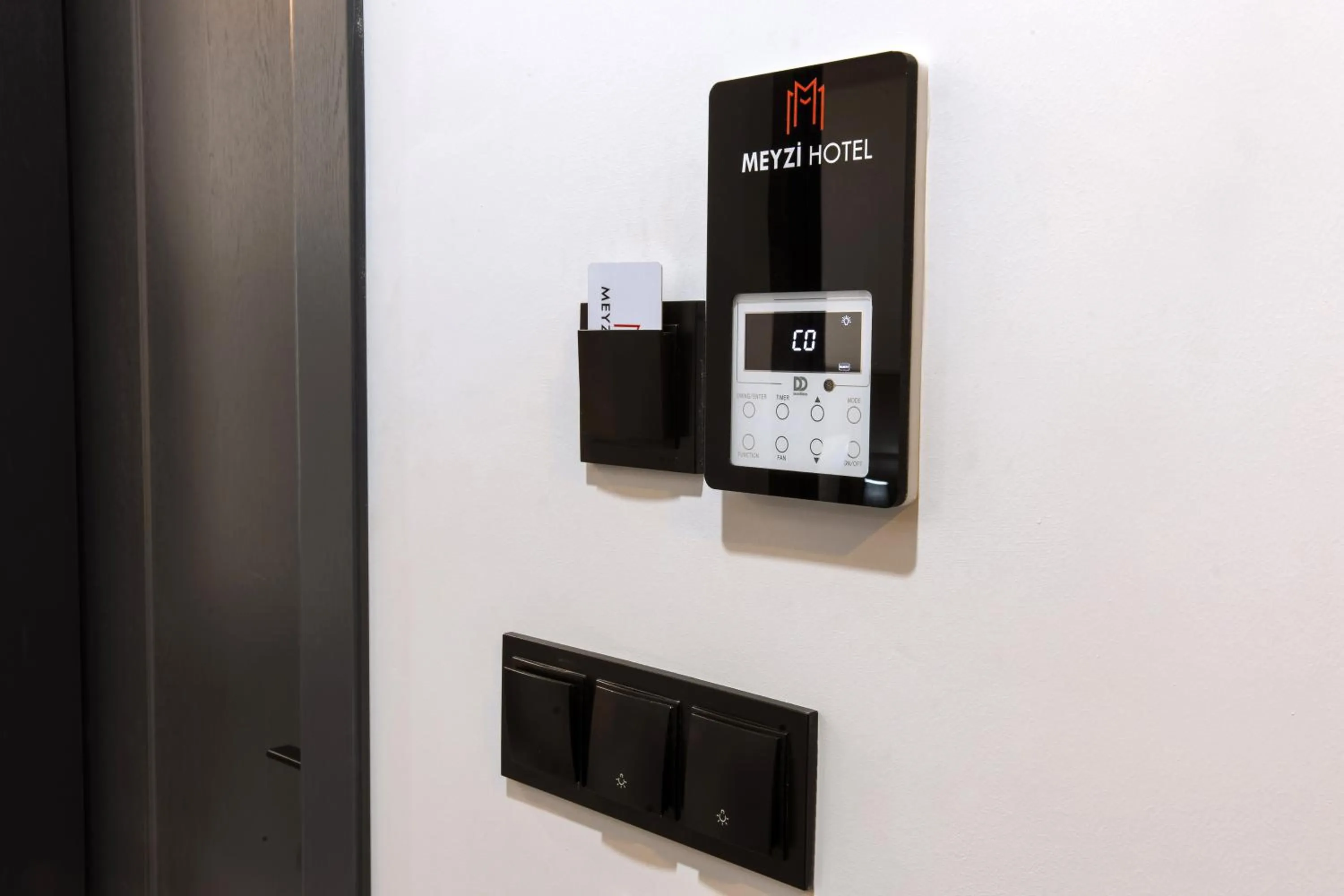 air conditioner in Meyzi Hotel