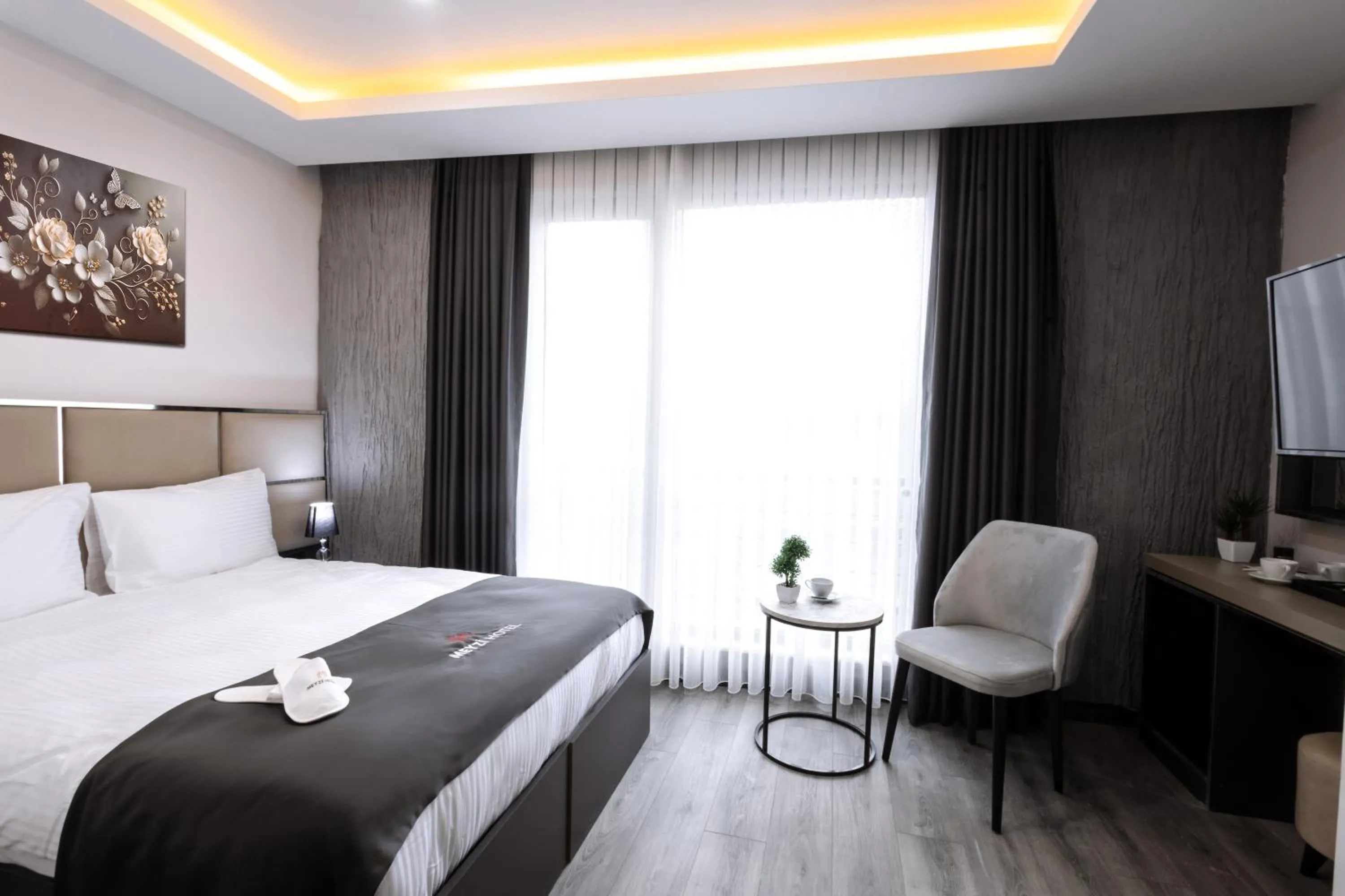 hair dresser, Bed in Meyzi Hotel