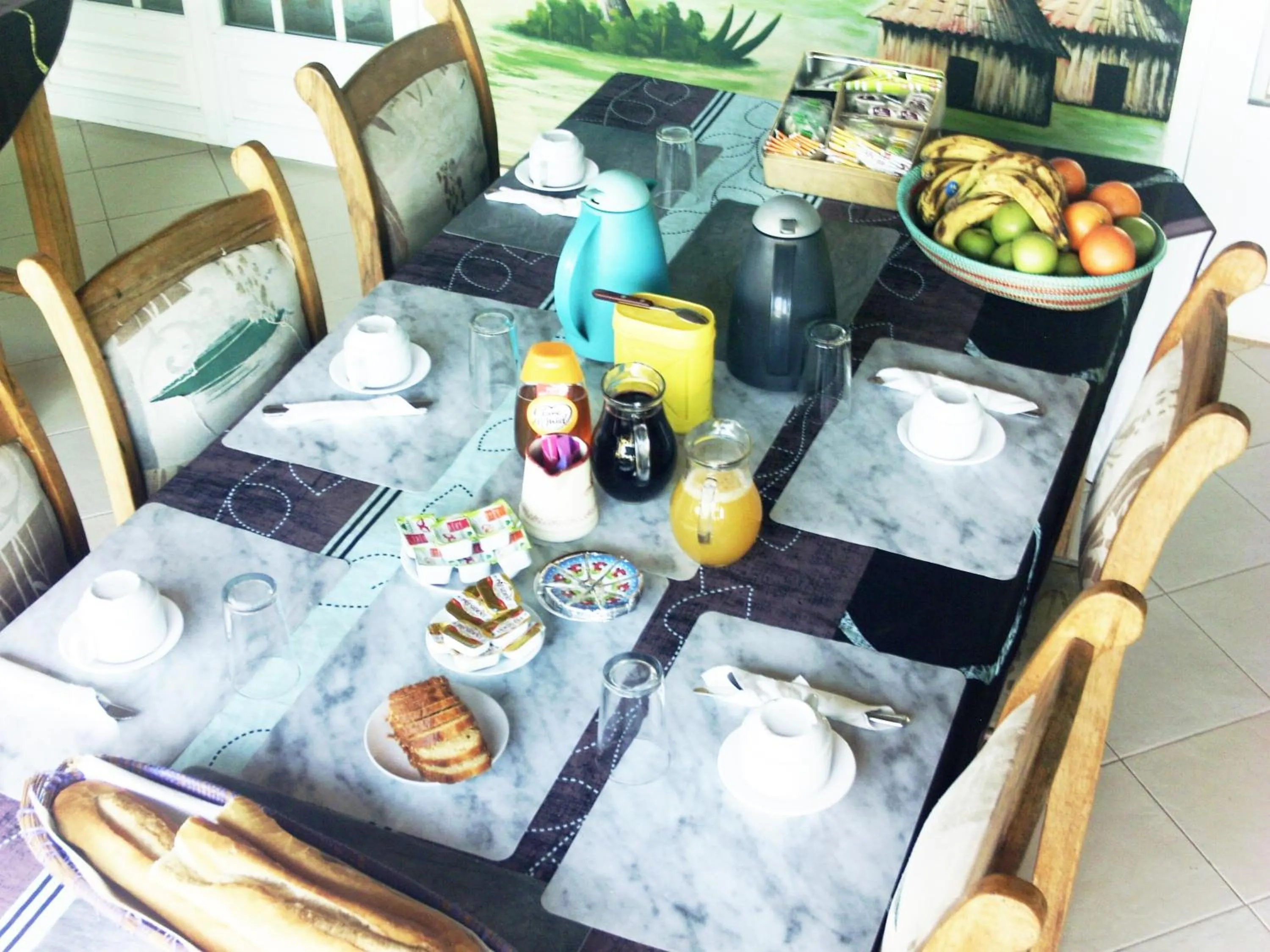 Breakfast in Le Chamama