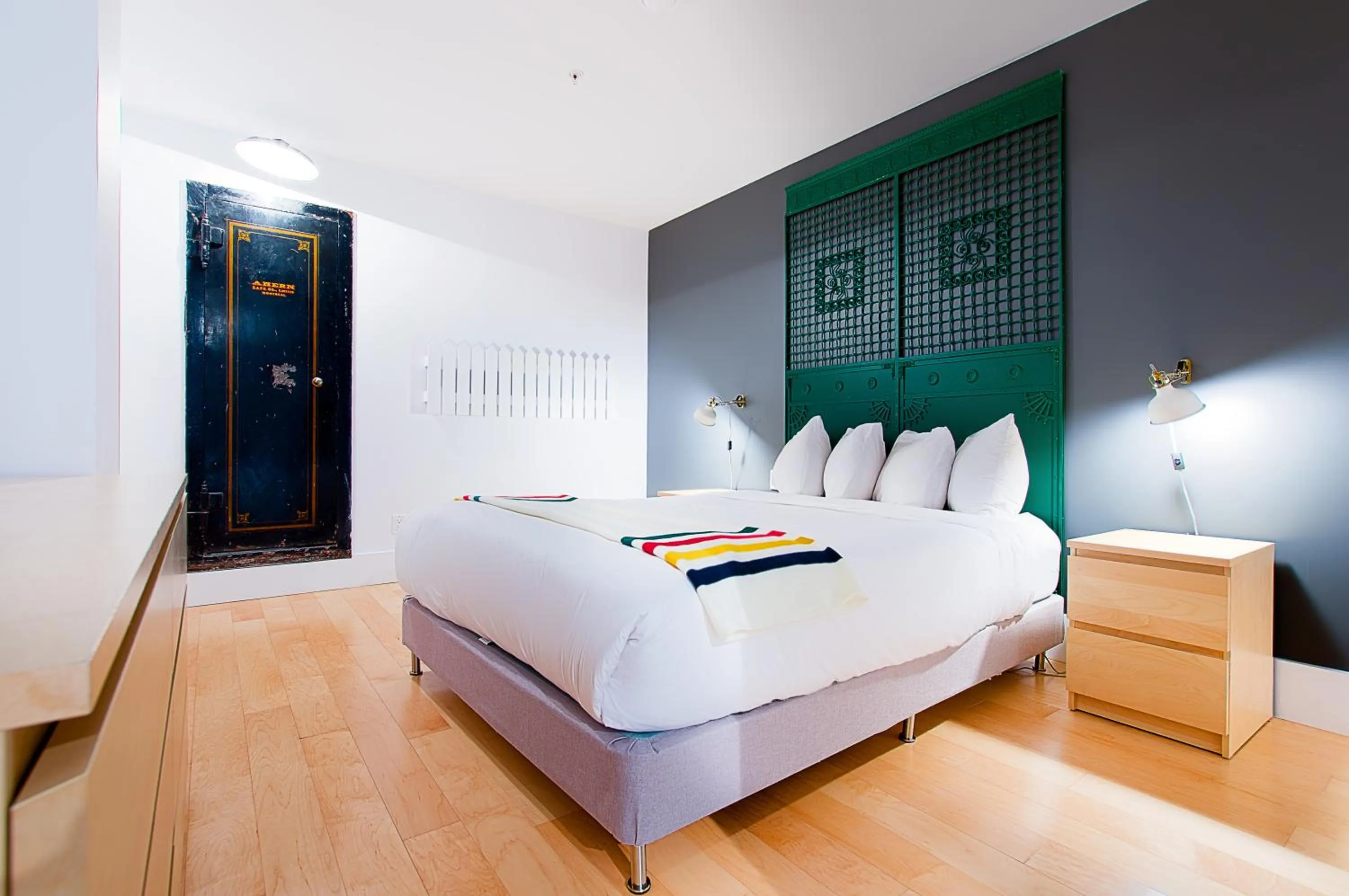 Bedroom, Bed in Les Lofts St-Joseph - Par Les Lofts Vieux-Québec