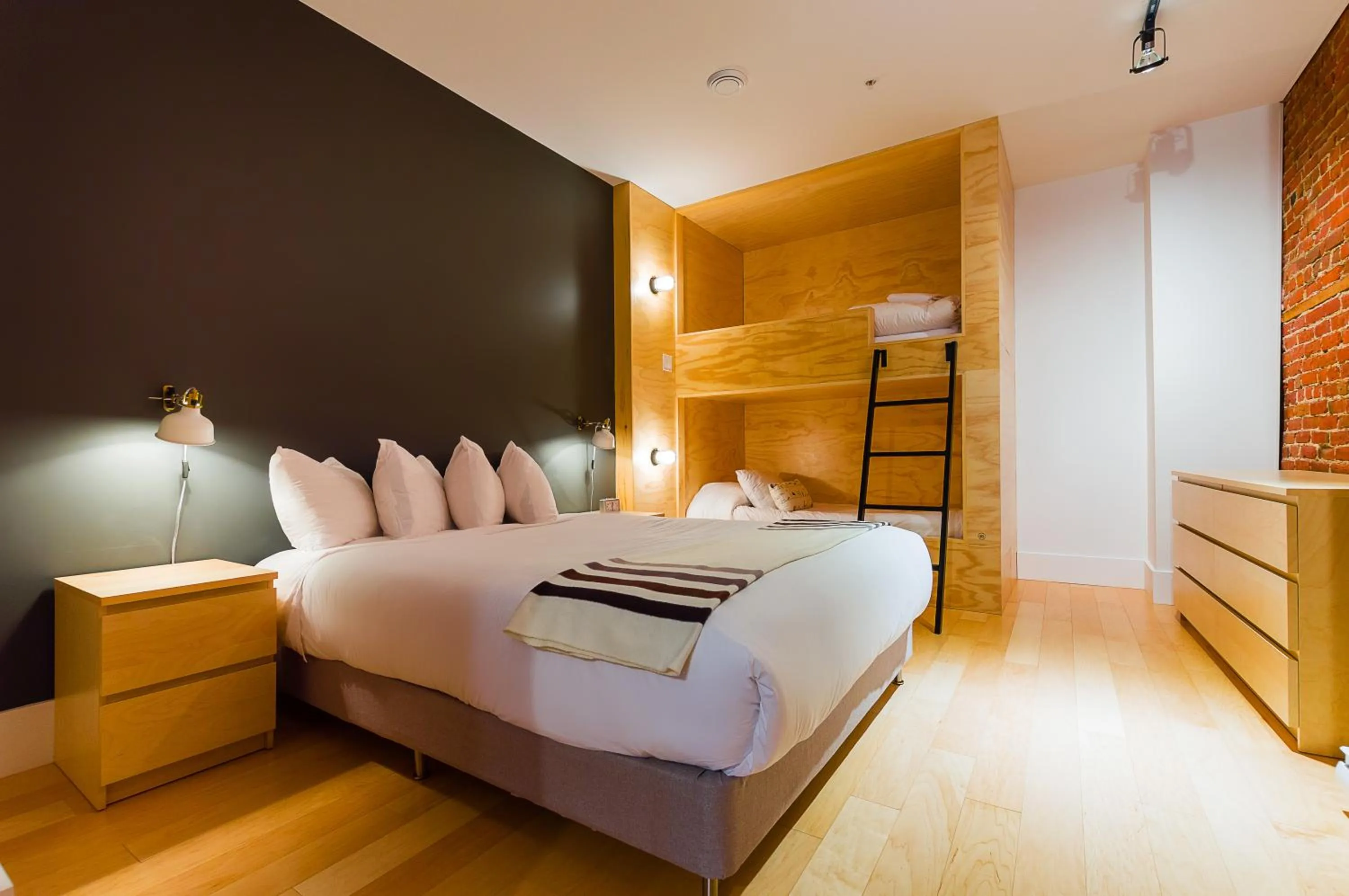 Bedroom, Bed in Les Lofts St-Joseph - Par Les Lofts Vieux-Québec