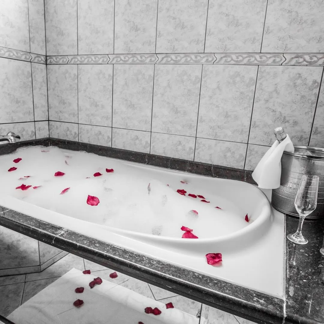 Hot Tub in Pratas Thermas Resort