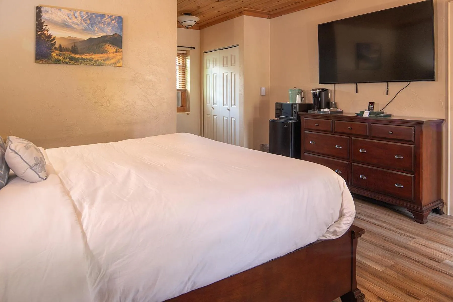 TV and multimedia in The Ridgeway Inn