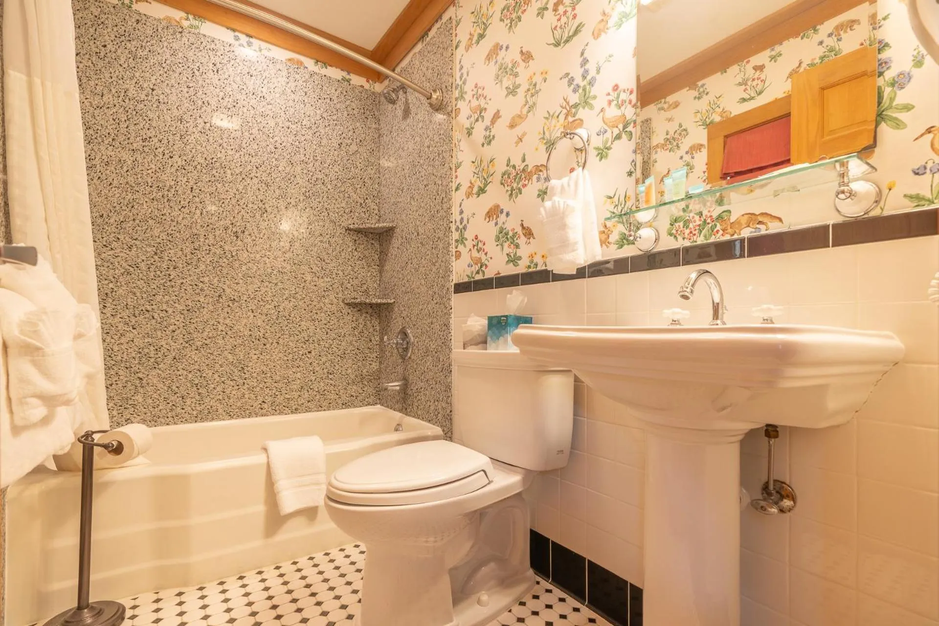 Bathroom in The Ridgeway Inn