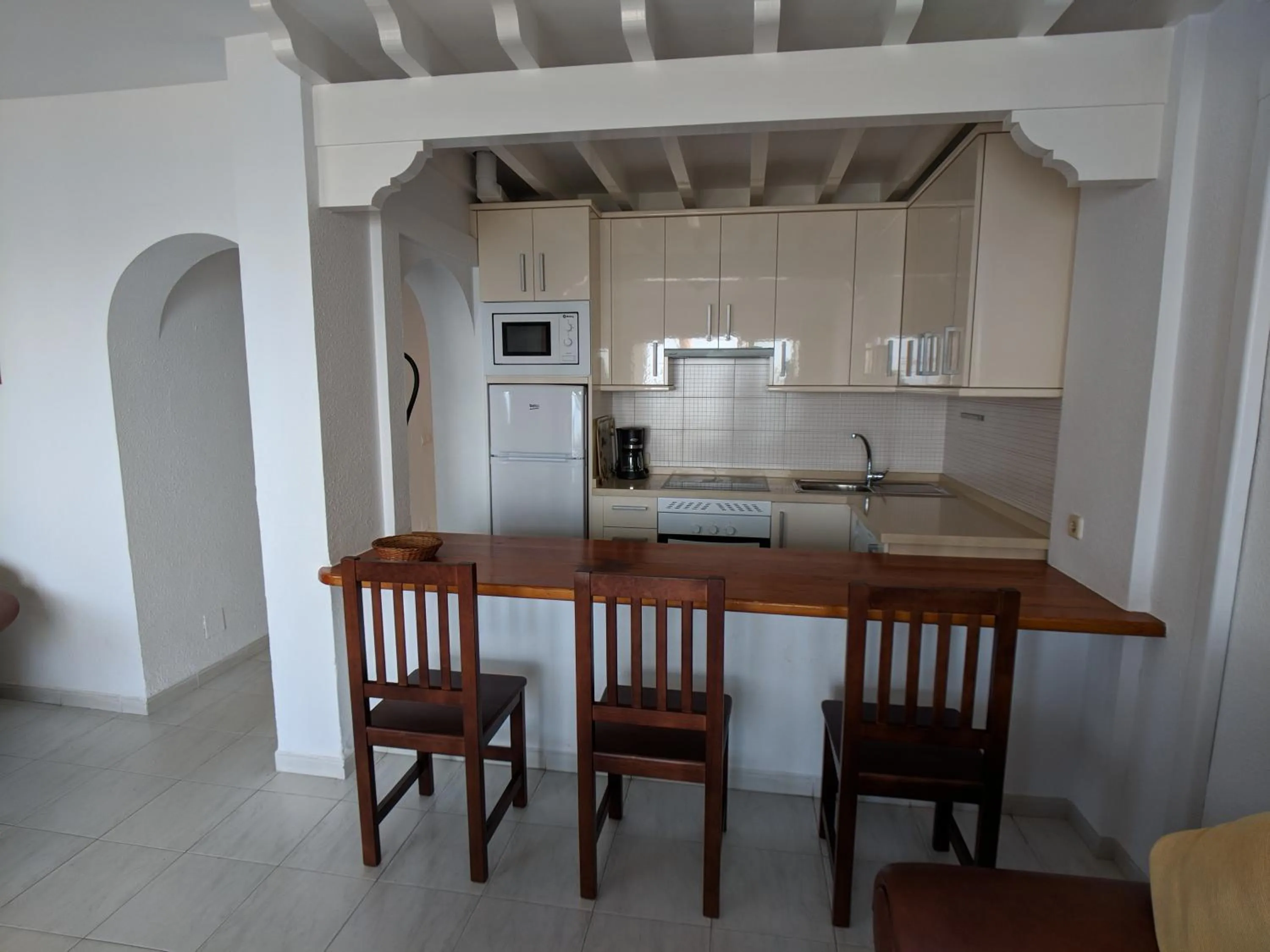 Kitchen or kitchenette in Apartamentos Perla Marina