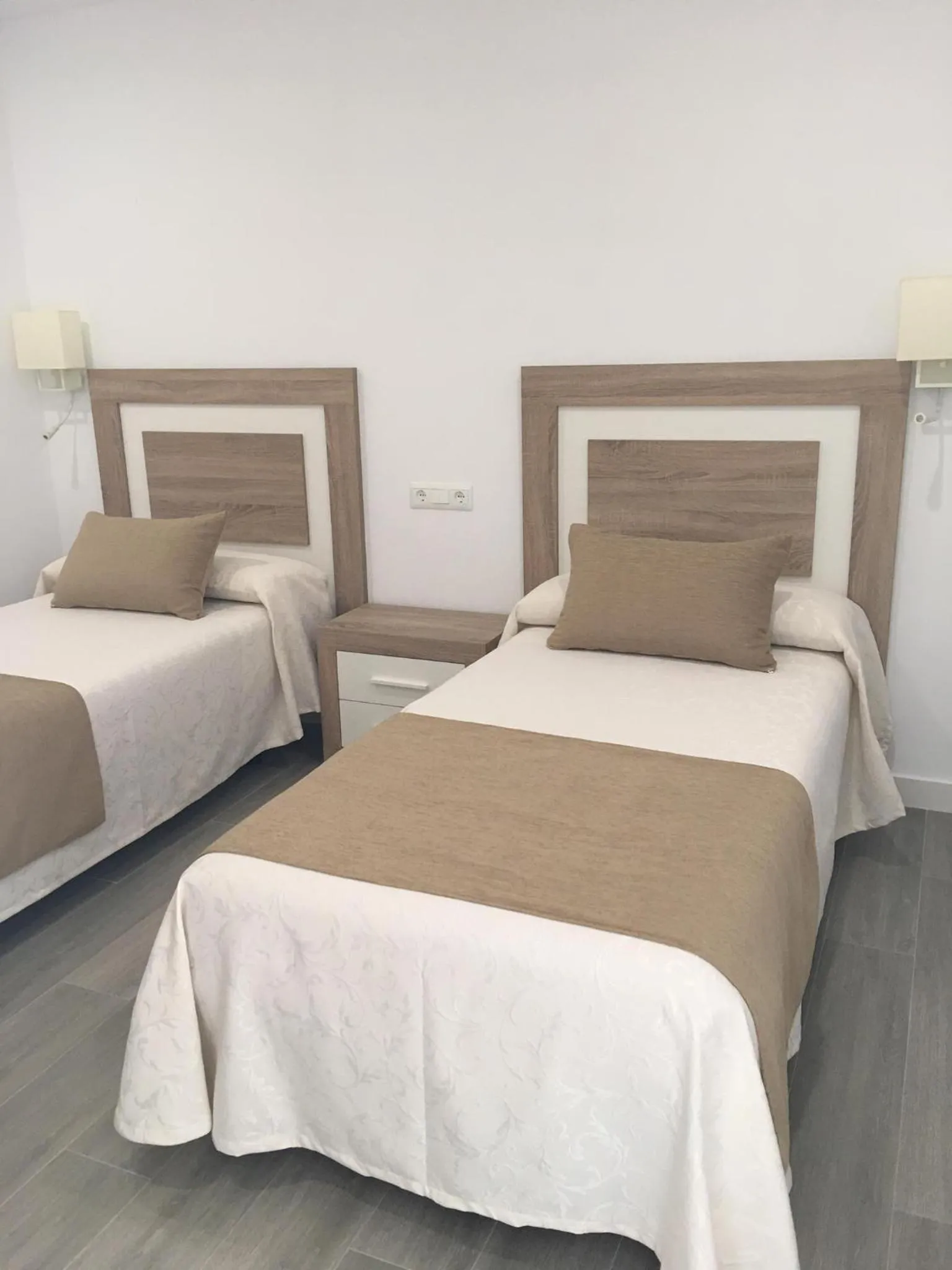 Bedroom, Bed in Apartamentos Perla Marina