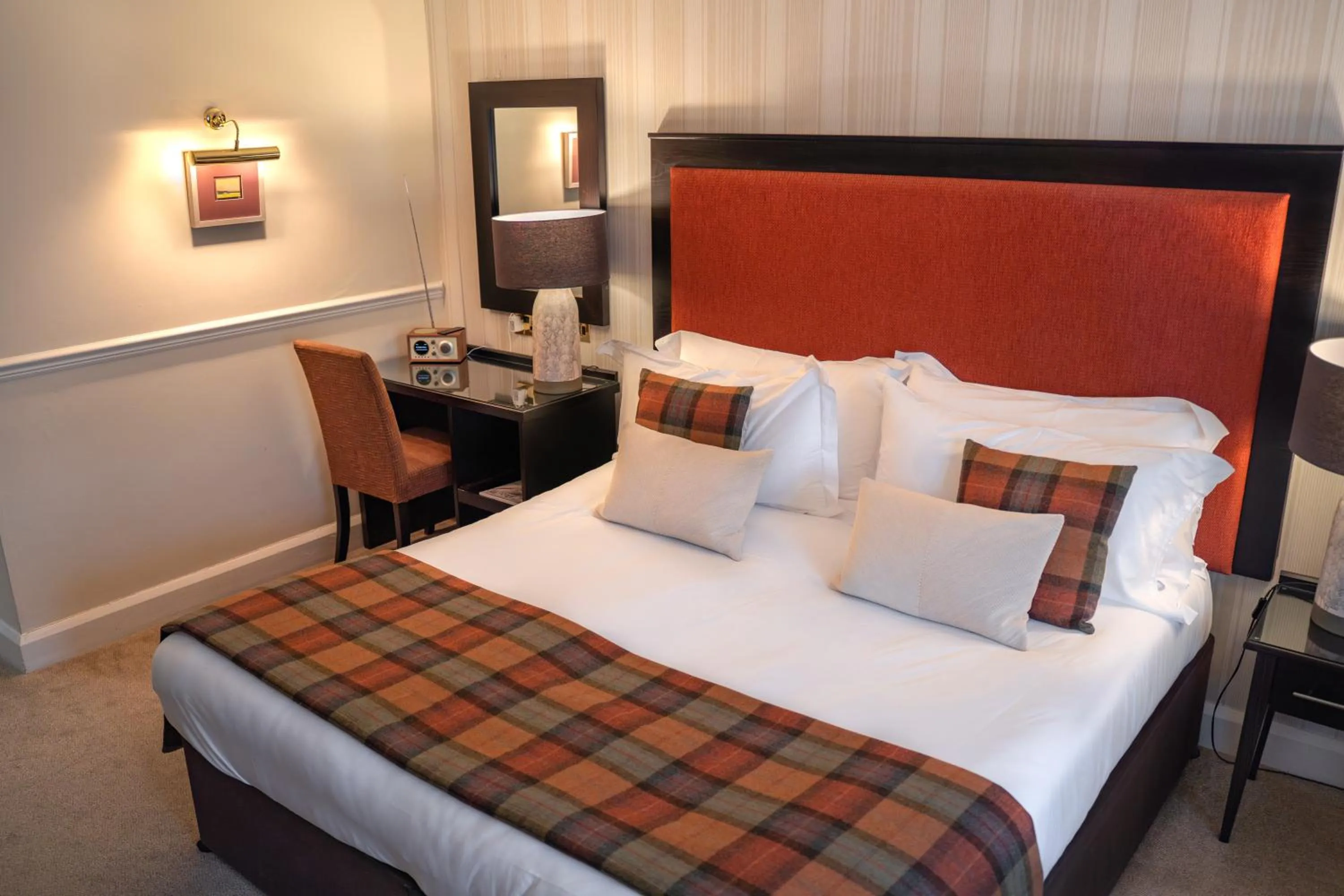 Standard Double Room - single occupancy in Charingworth Manor