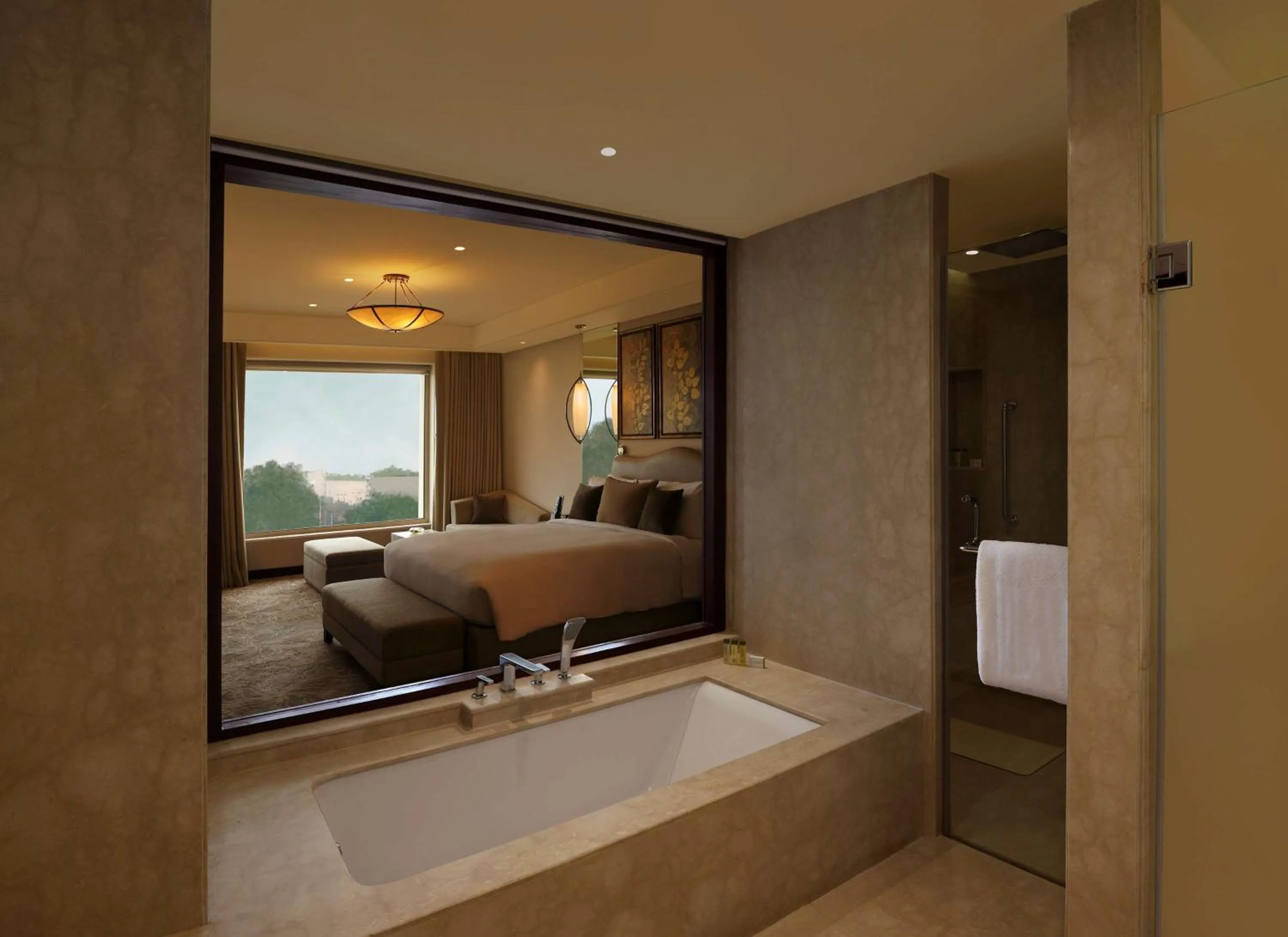 Bathroom, Bed in DoubleTree by Hilton Agra