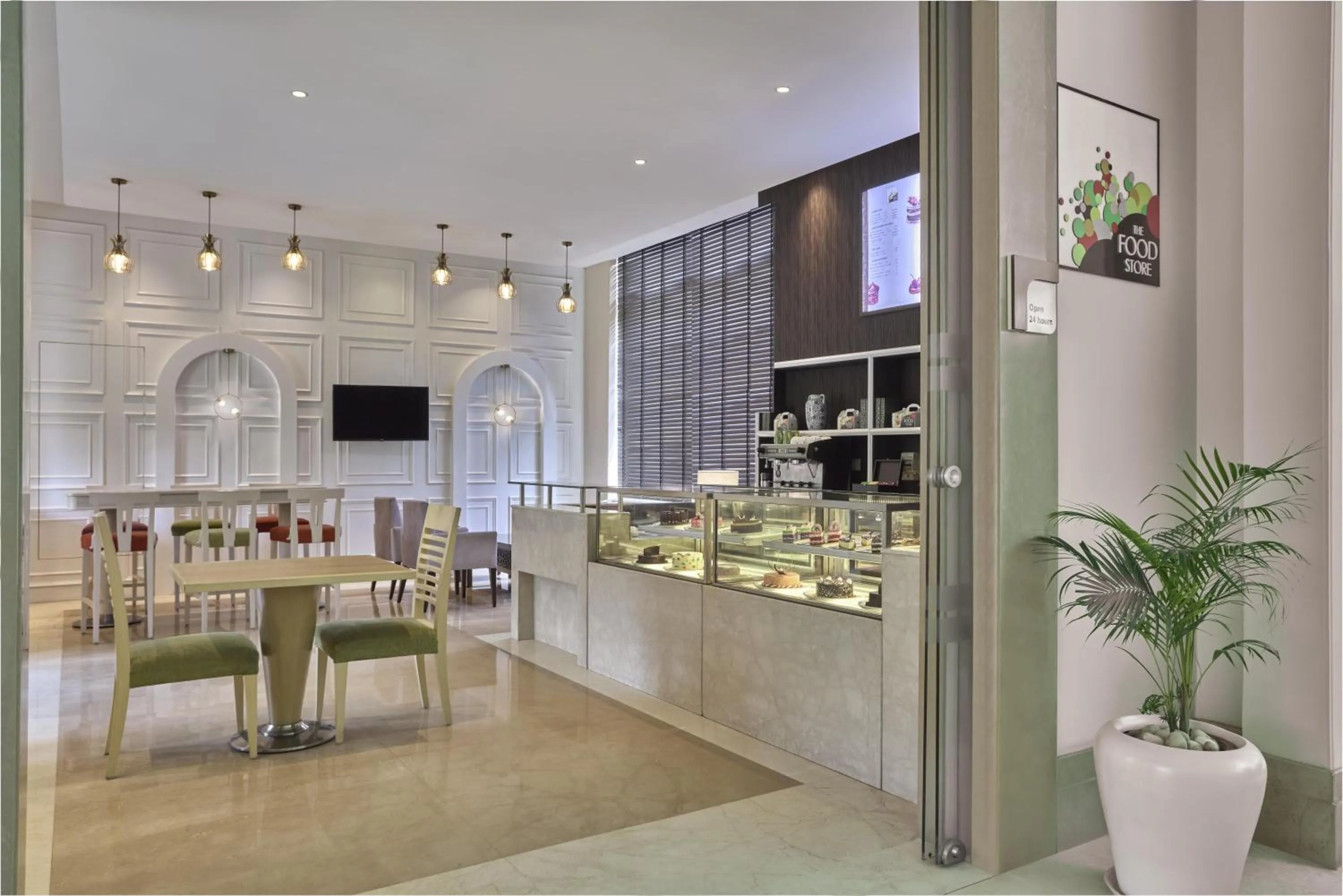 Restaurant/places to eat in DoubleTree by Hilton Agra