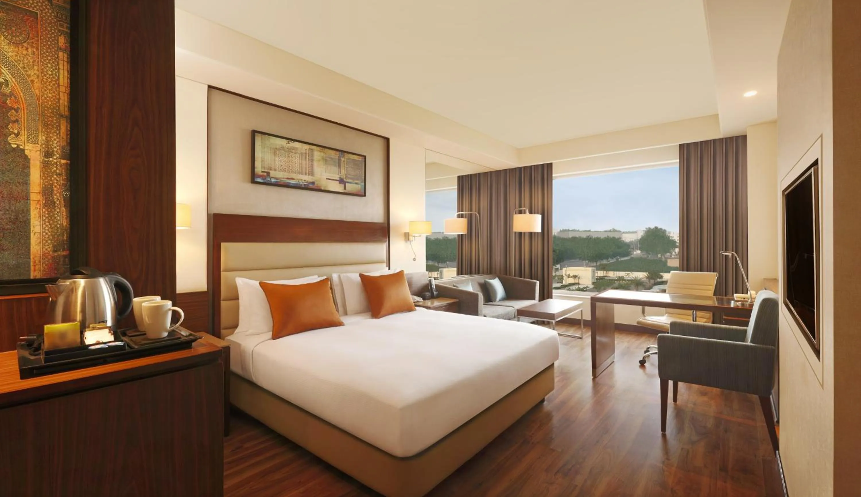 Bed in DoubleTree by Hilton Agra