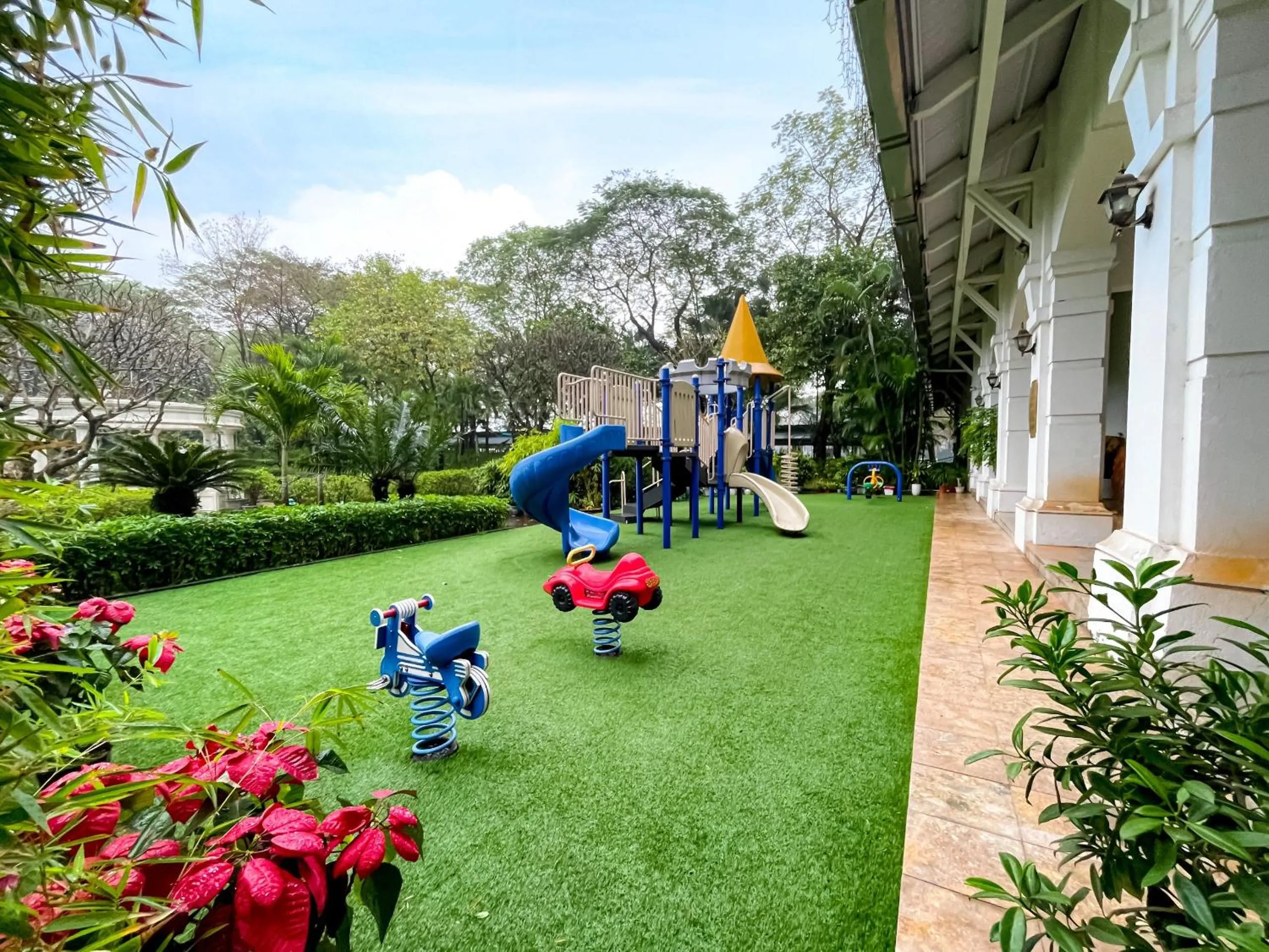 Children play ground in Daeha Serviced Apartment