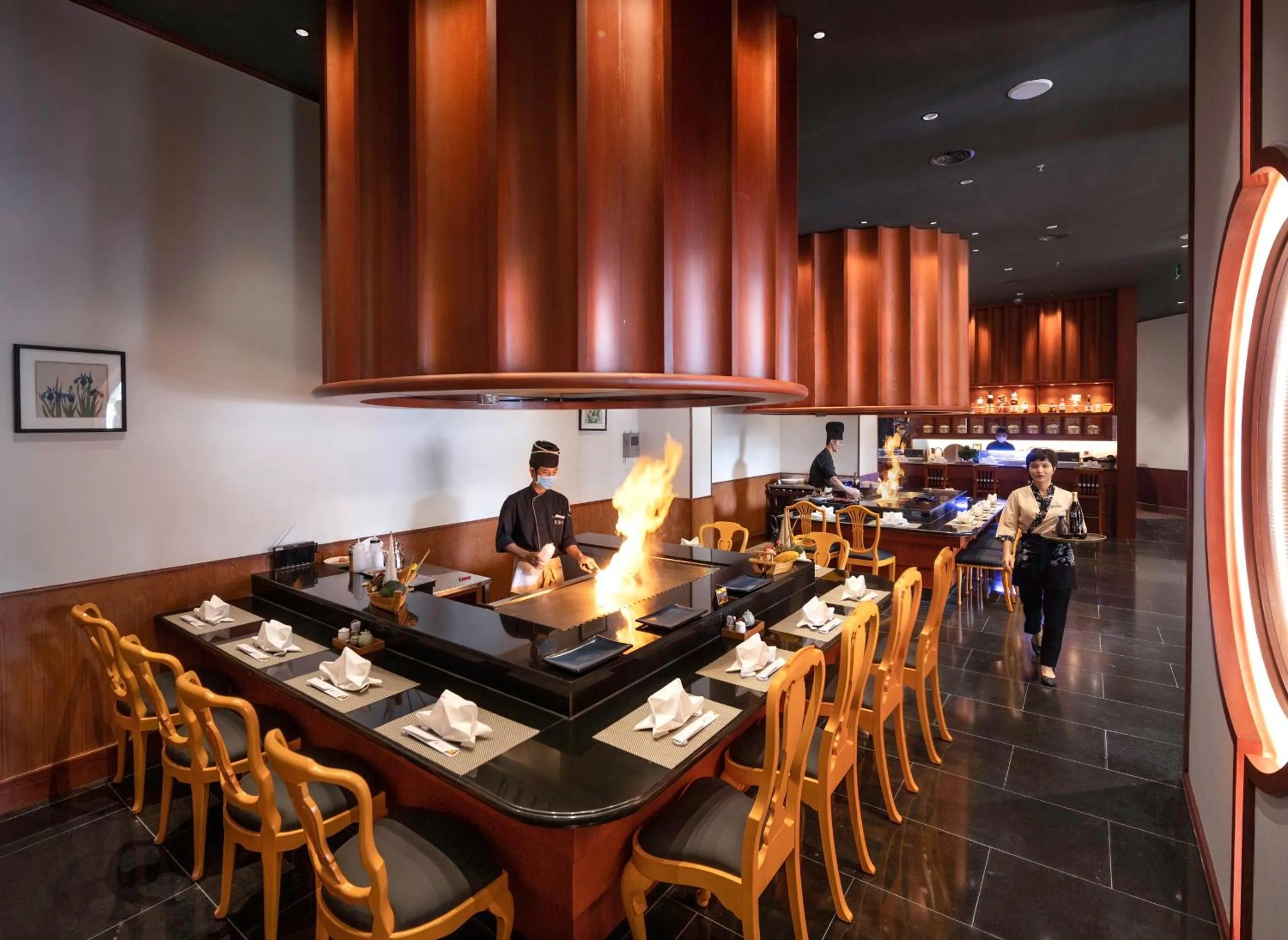 Restaurant/places to eat in Daeha Serviced Apartment