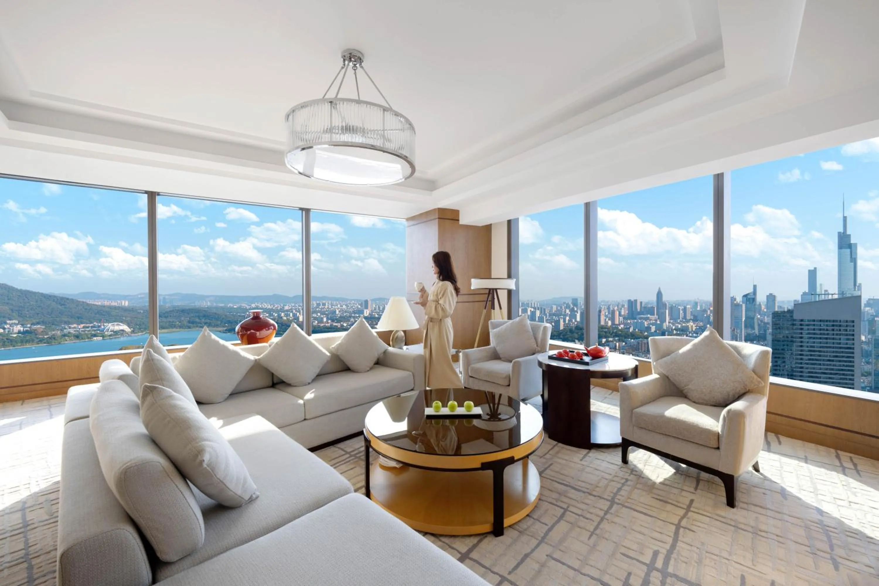 Living room in Shangri-La Nanjing