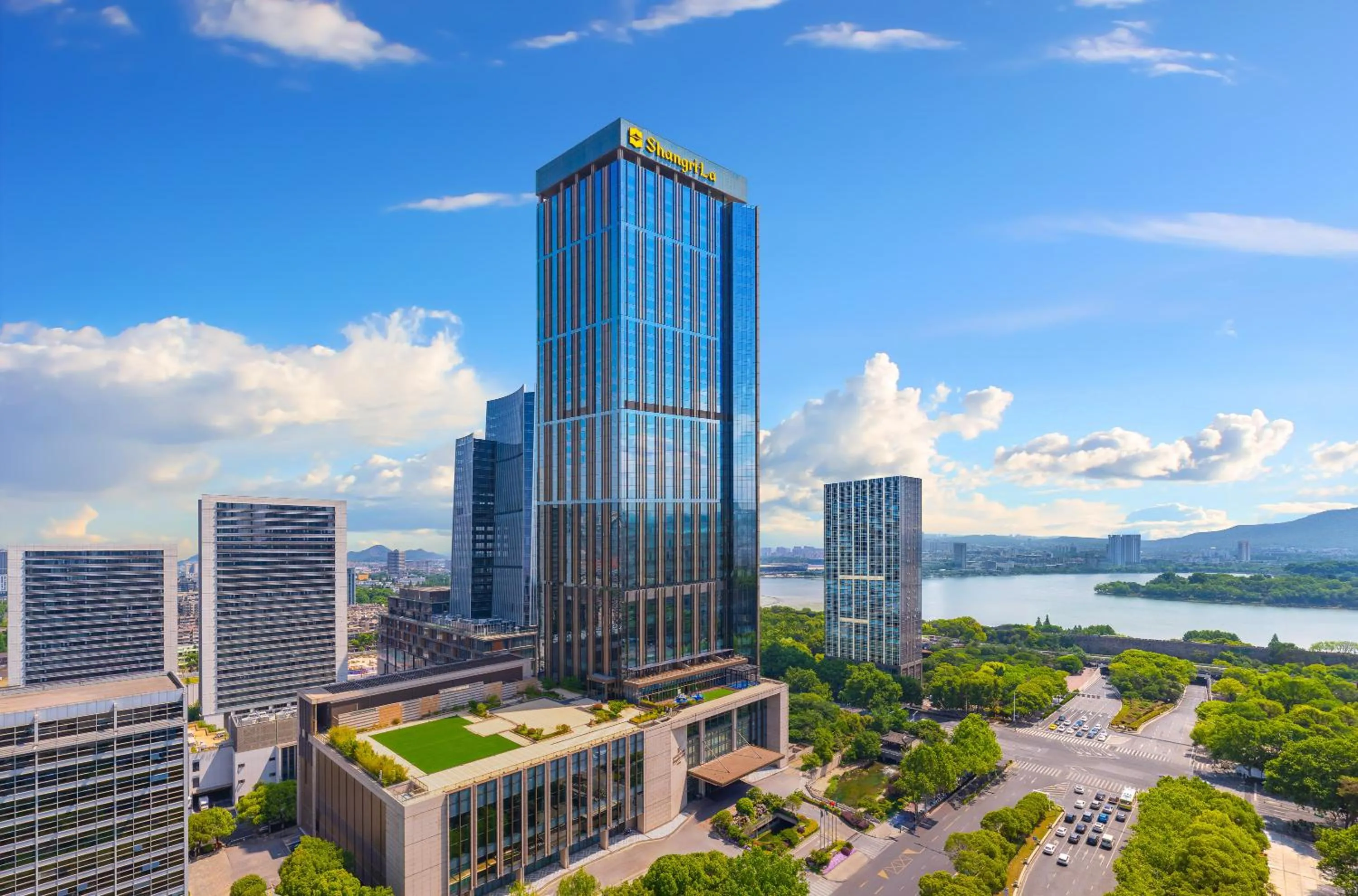 Property building in Shangri-La Nanjing